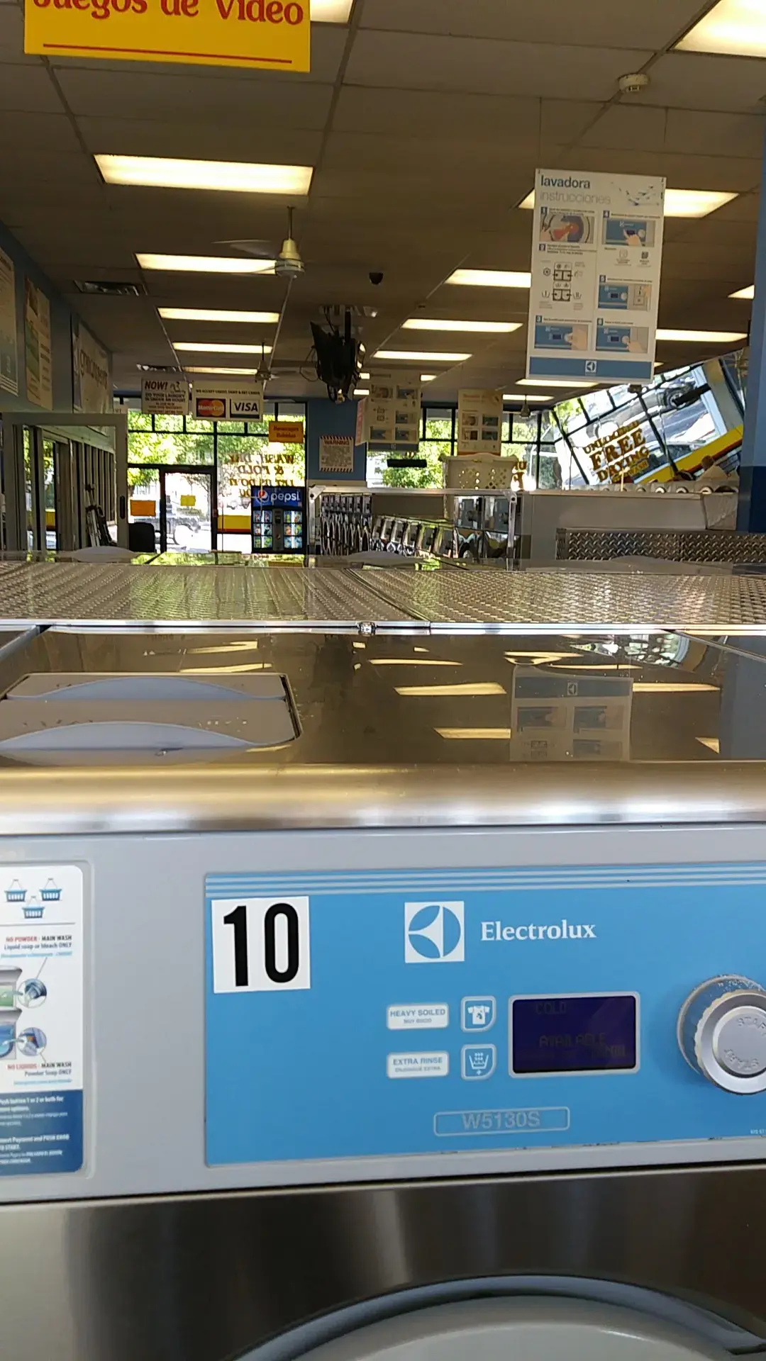 Super Saver Laundromat - Image 7