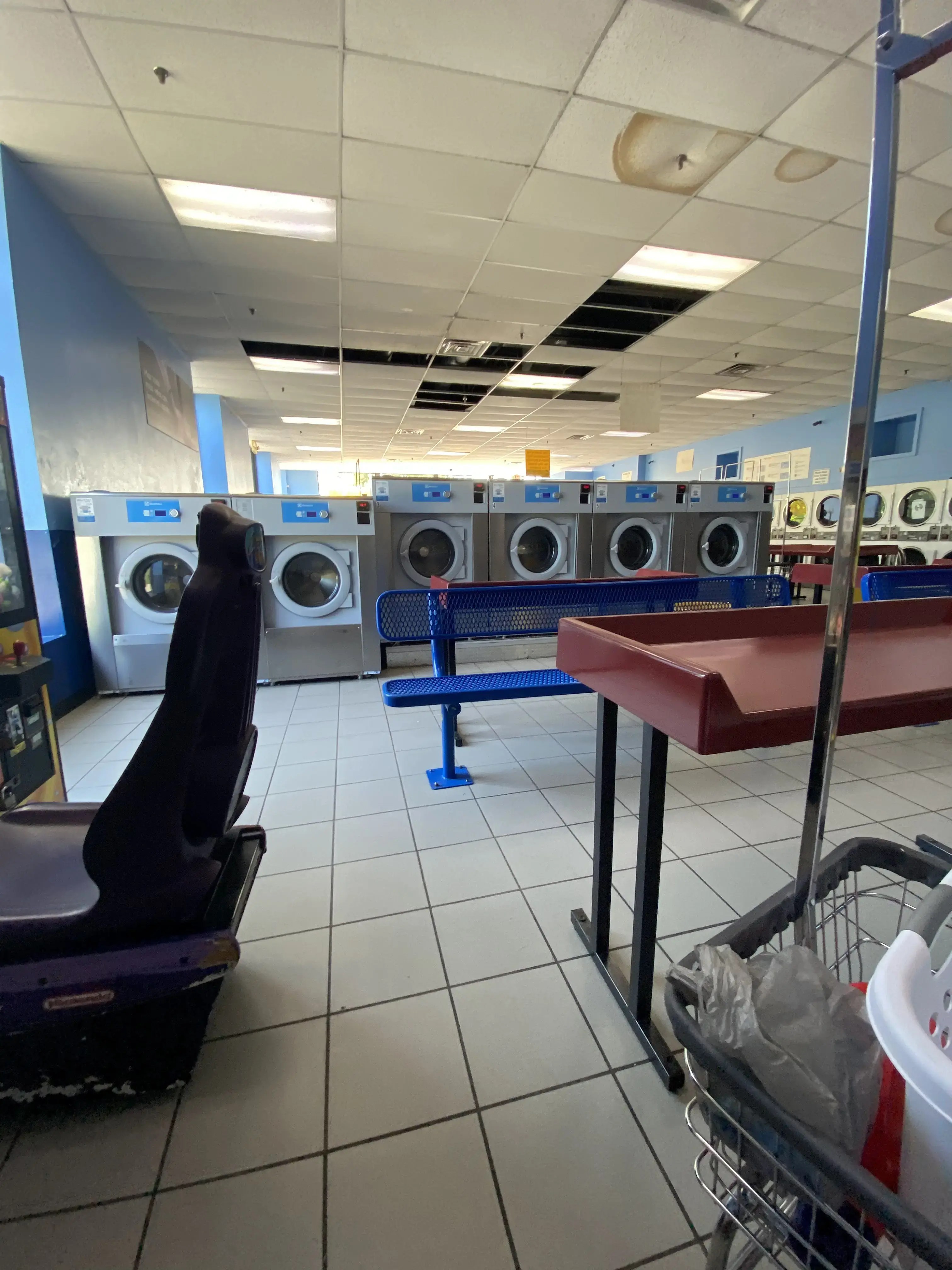 Super Saver Laundromat thumbnail 16