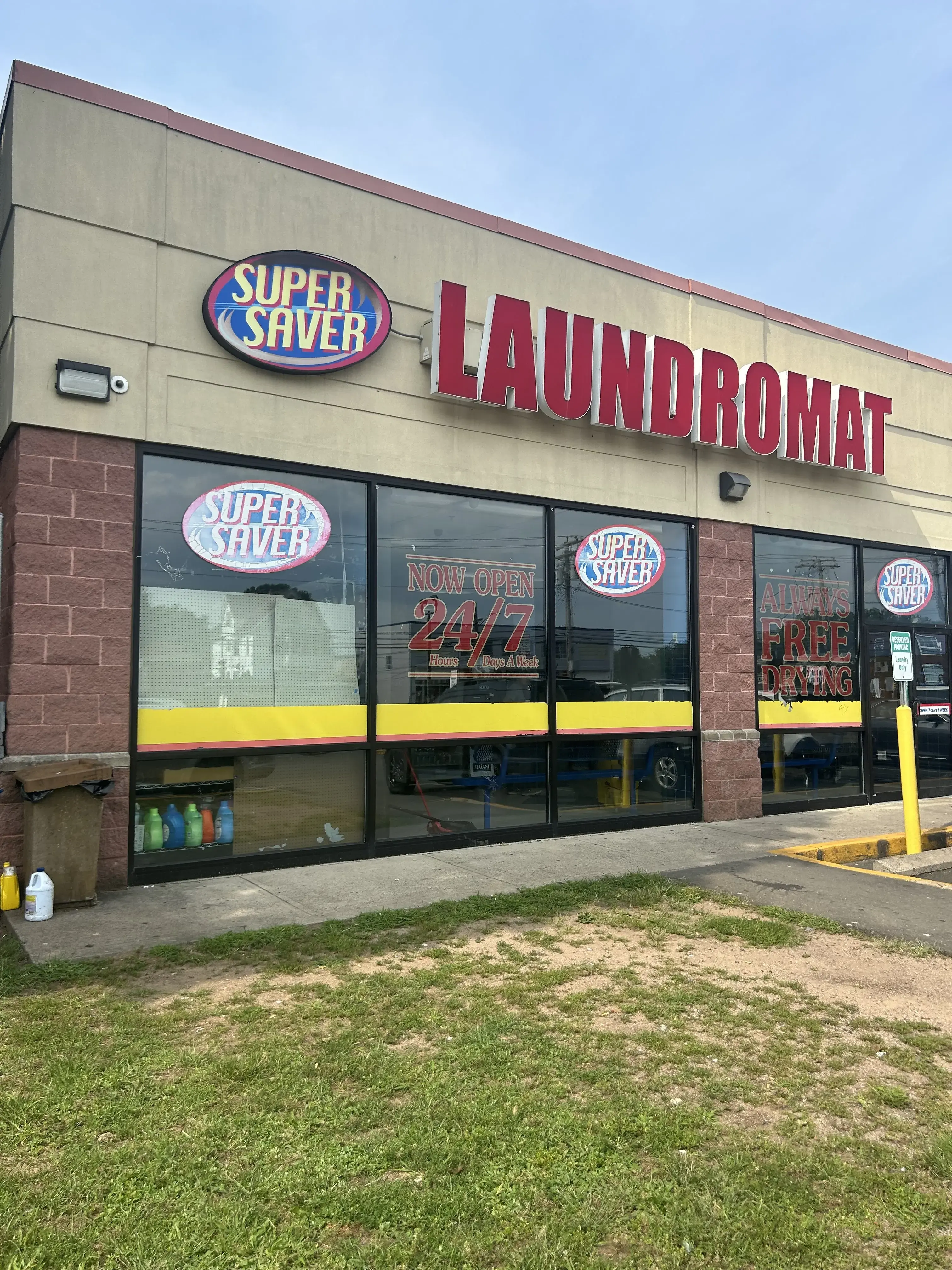 Super Saver Laundromat thumbnail 3