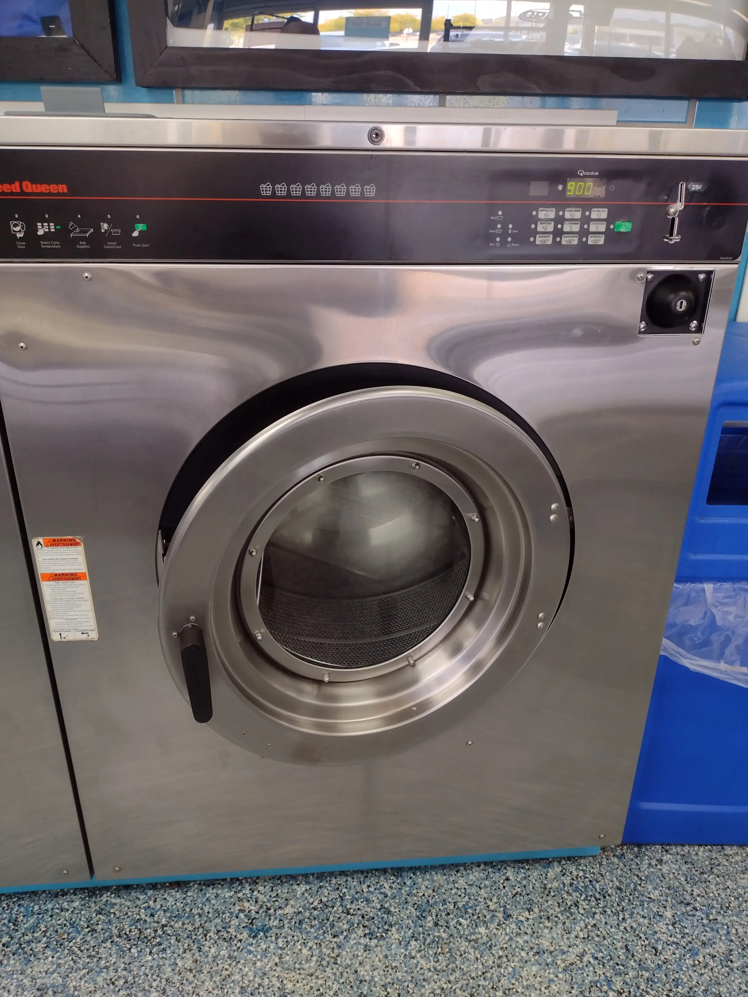 Super Suds (formerly Mercedes) Coin Laundry & Dry Cleaning thumbnail 11