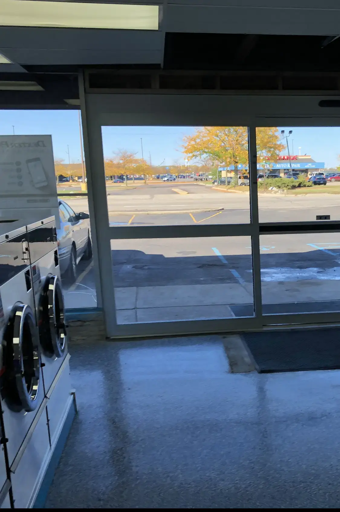 Super Suds (formerly Mercedes) Coin Laundry & Dry Cleaning thumbnail 4