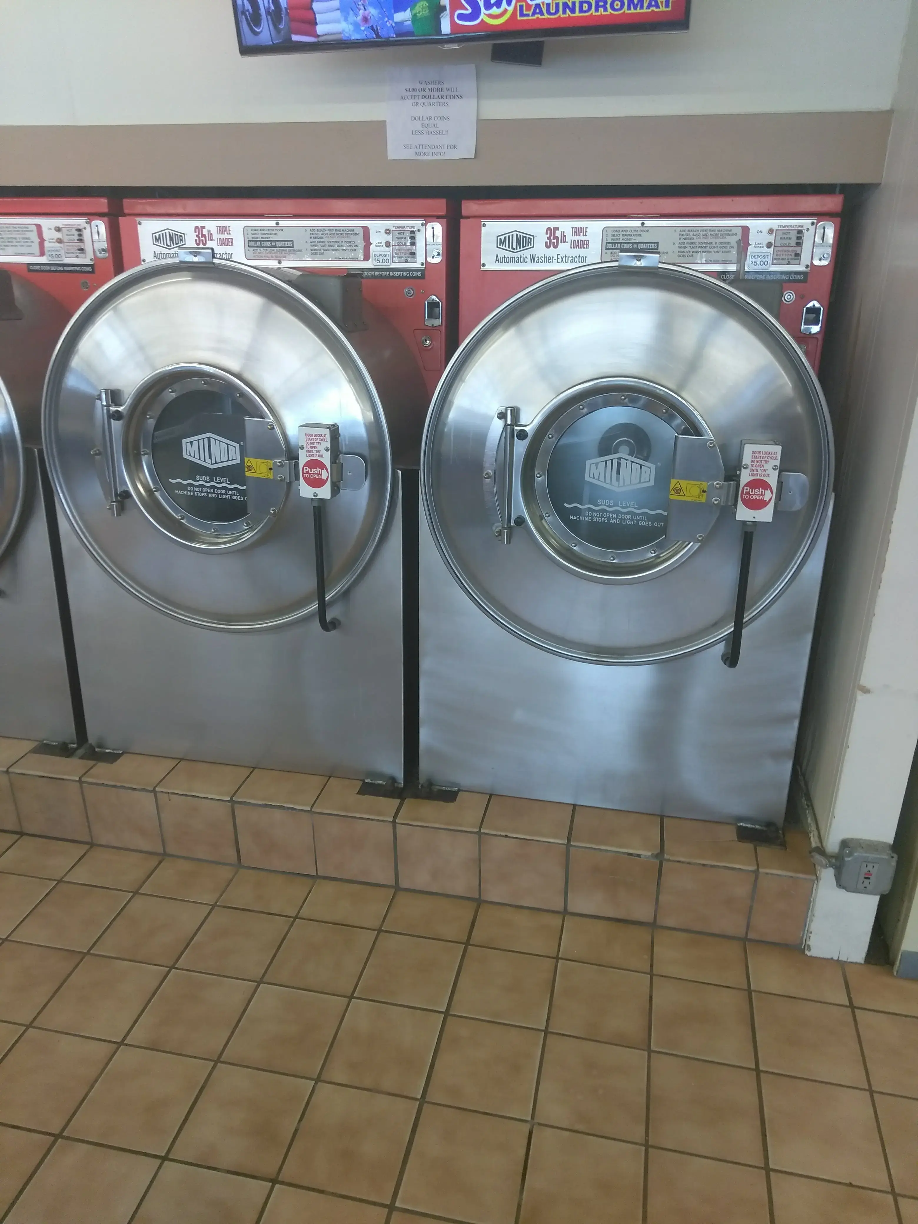 Super Suds Laundromat - Coin Laundry & Wash and Fold - Image 13