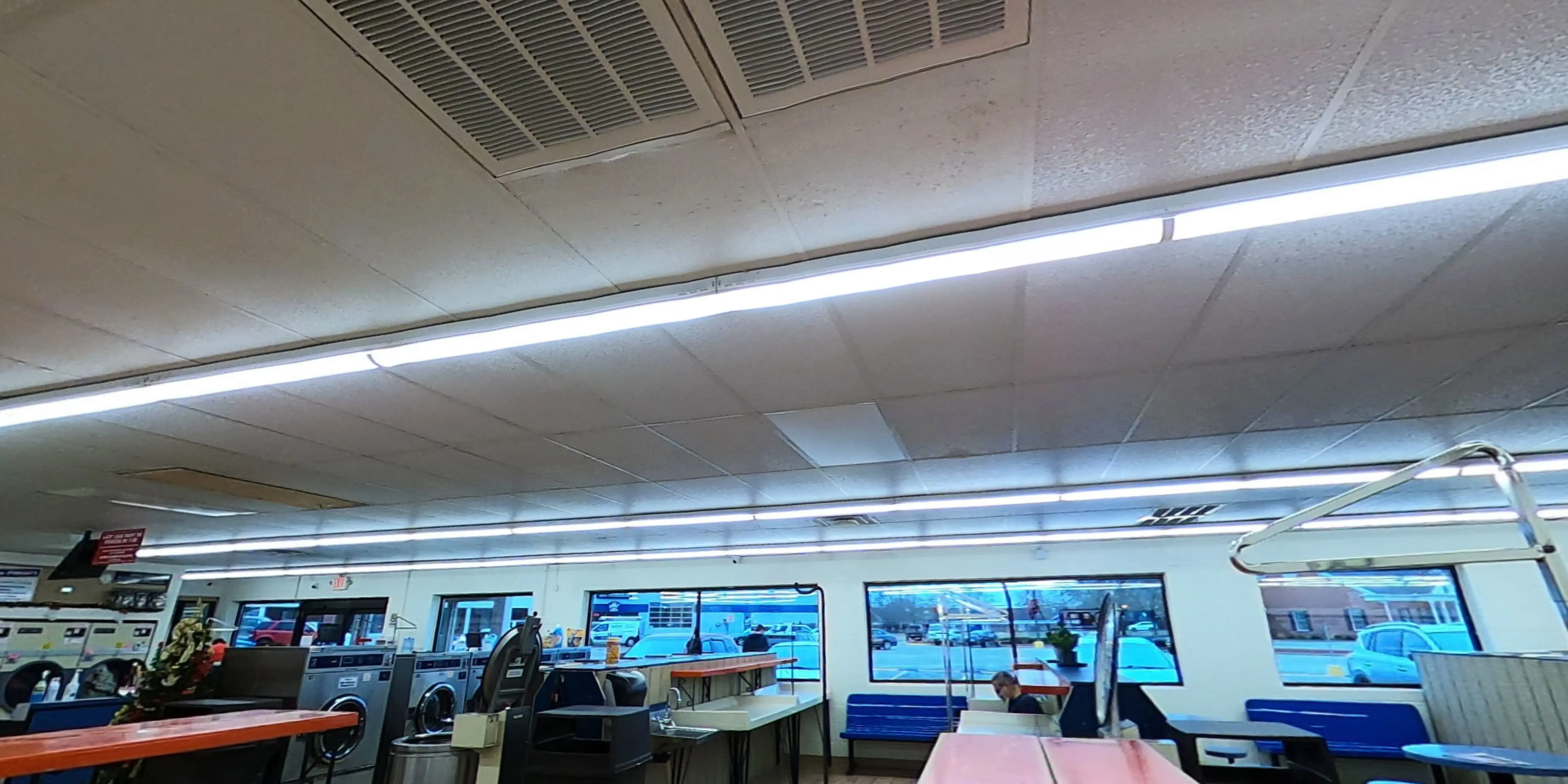 Super Suds Laundromat - Coin Laundry & Wash and Fold - Image 14