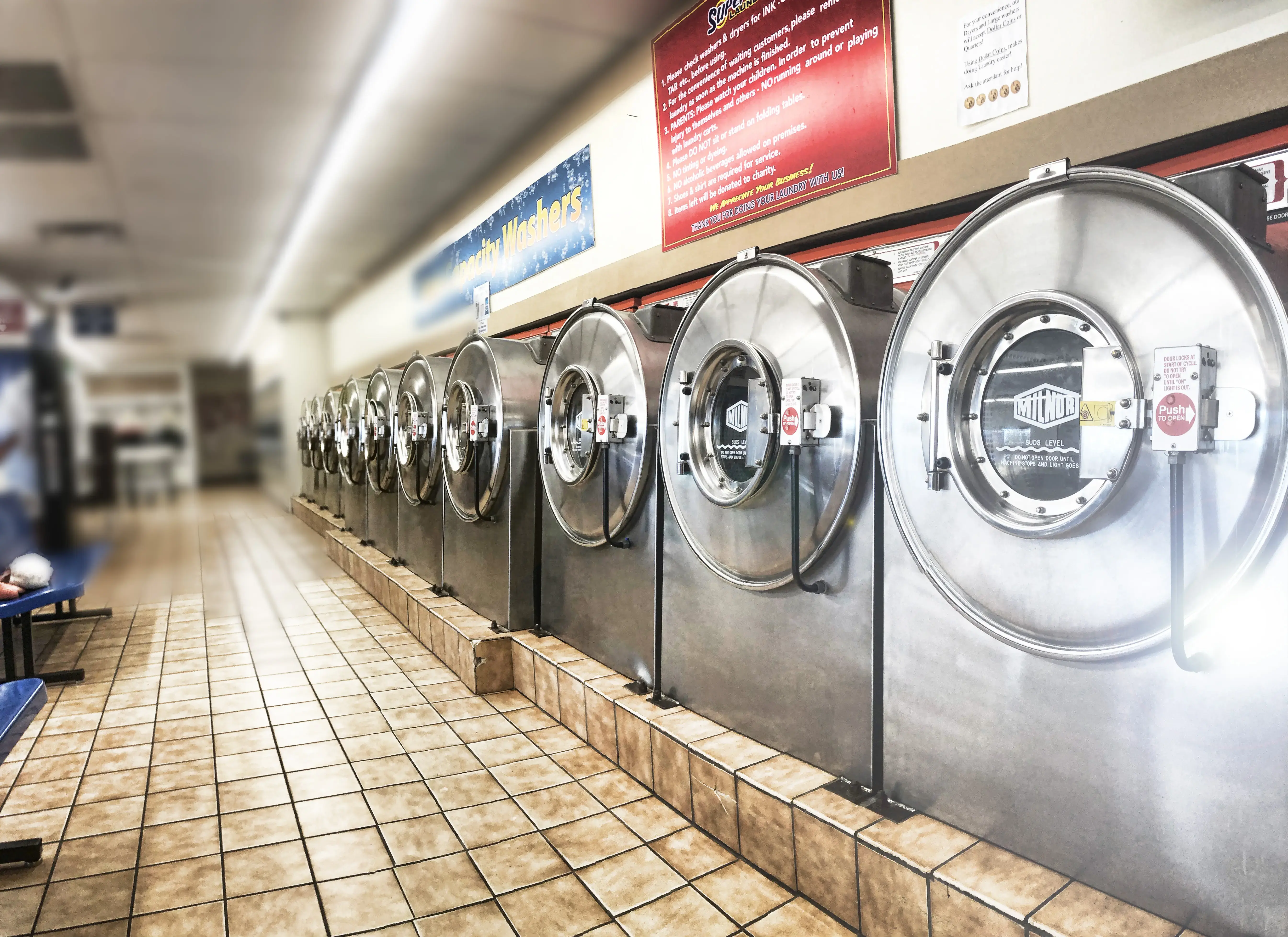 Super Suds Laundromat - Coin Laundry & Wash and Fold thumbnail 3