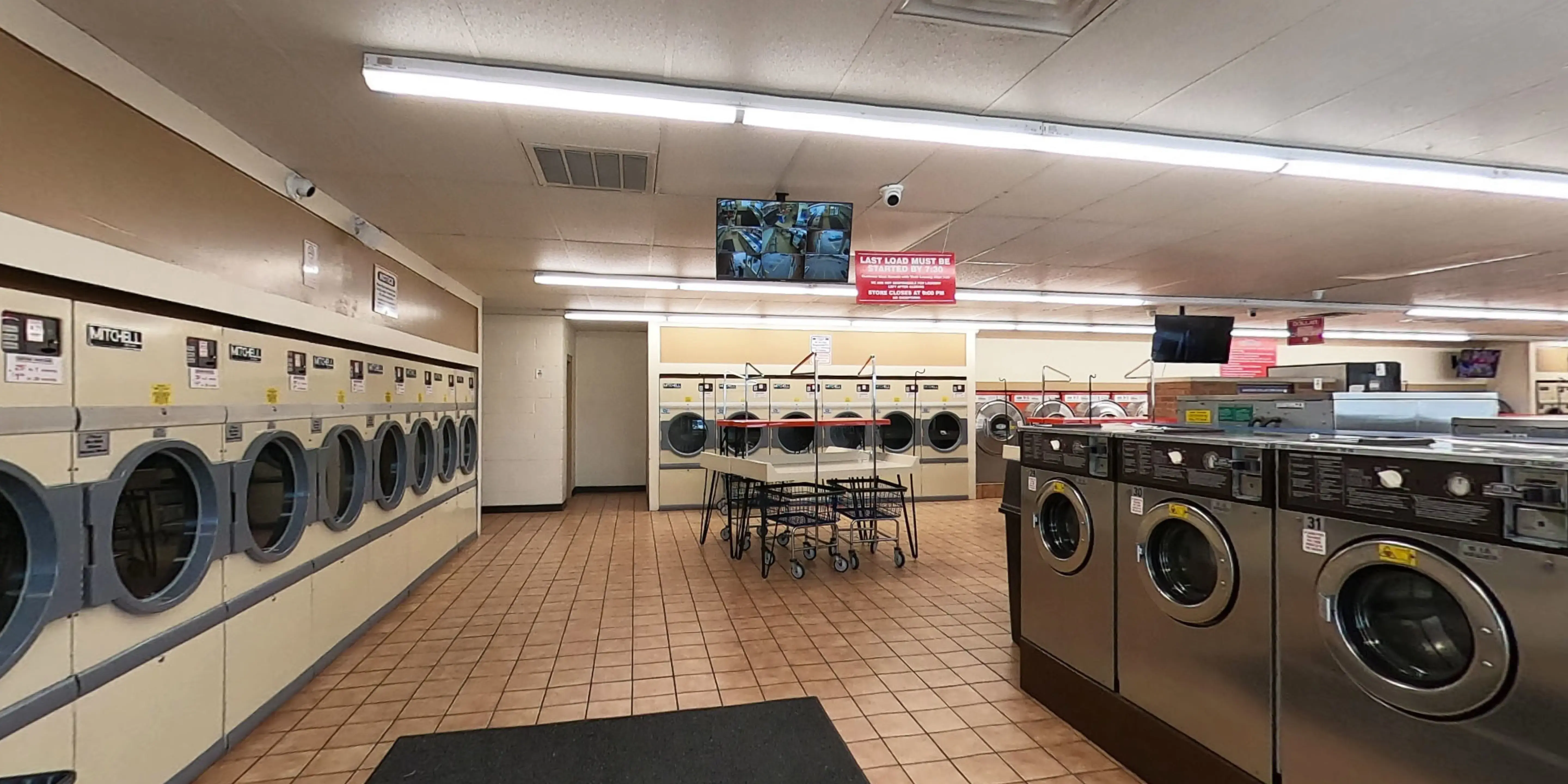 Super Suds Laundromat - Coin Laundry & Wash and Fold thumbnail 15