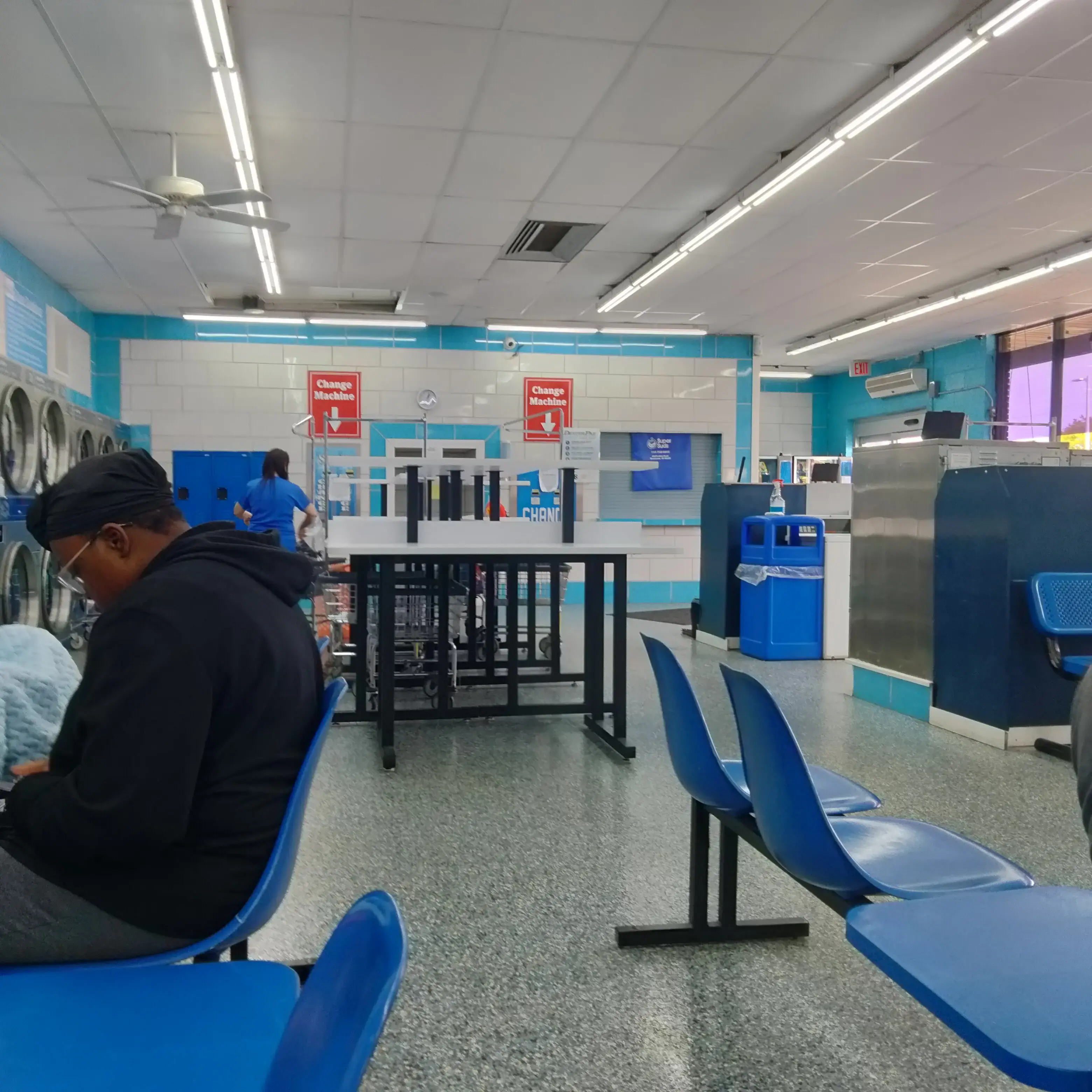 Super Suds Laundromat - Coin Laundry & Wash-N-Fold thumbnail 4