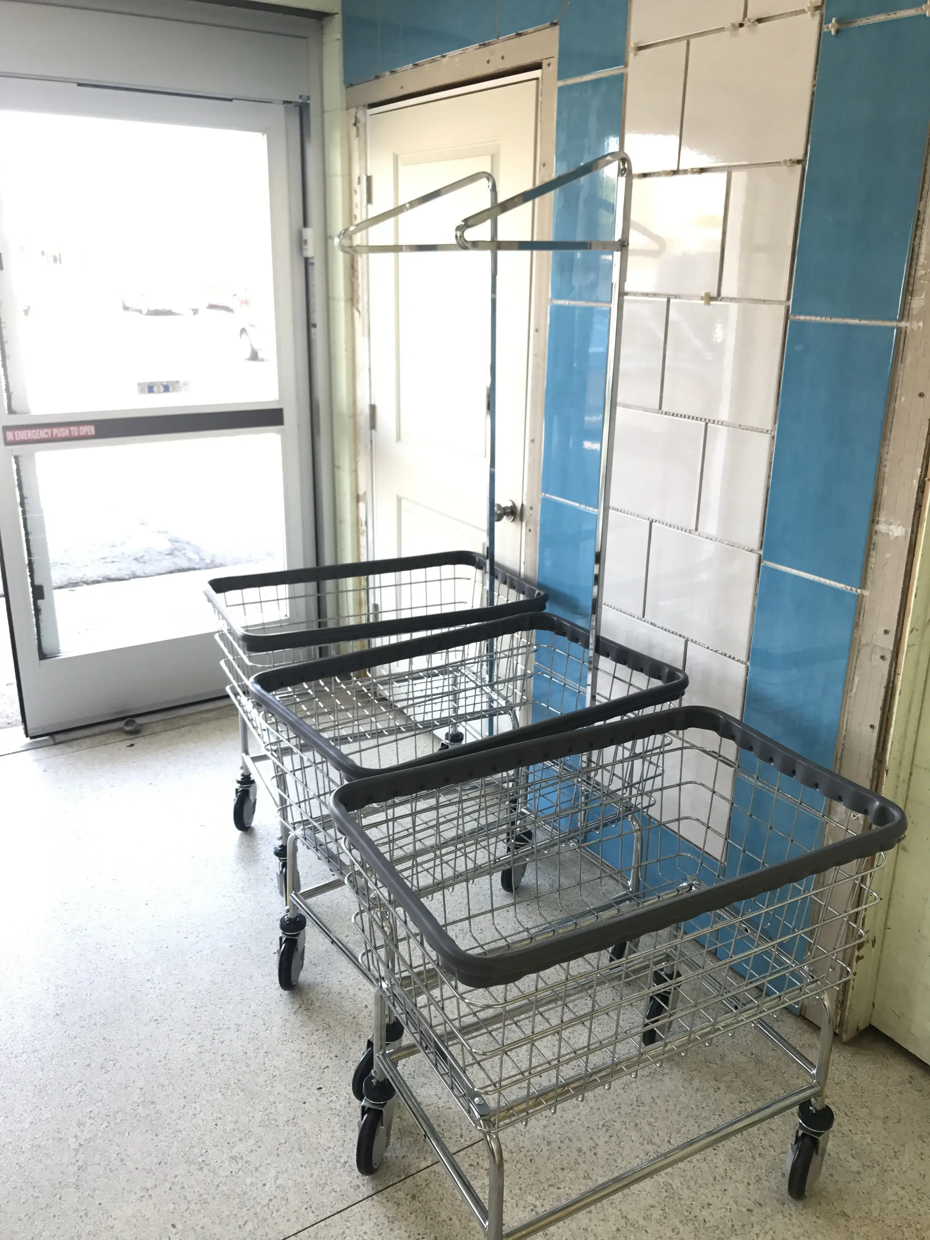 Super Suds Laundromat - Coin Laundry & Wash-N-Fold - Image 8