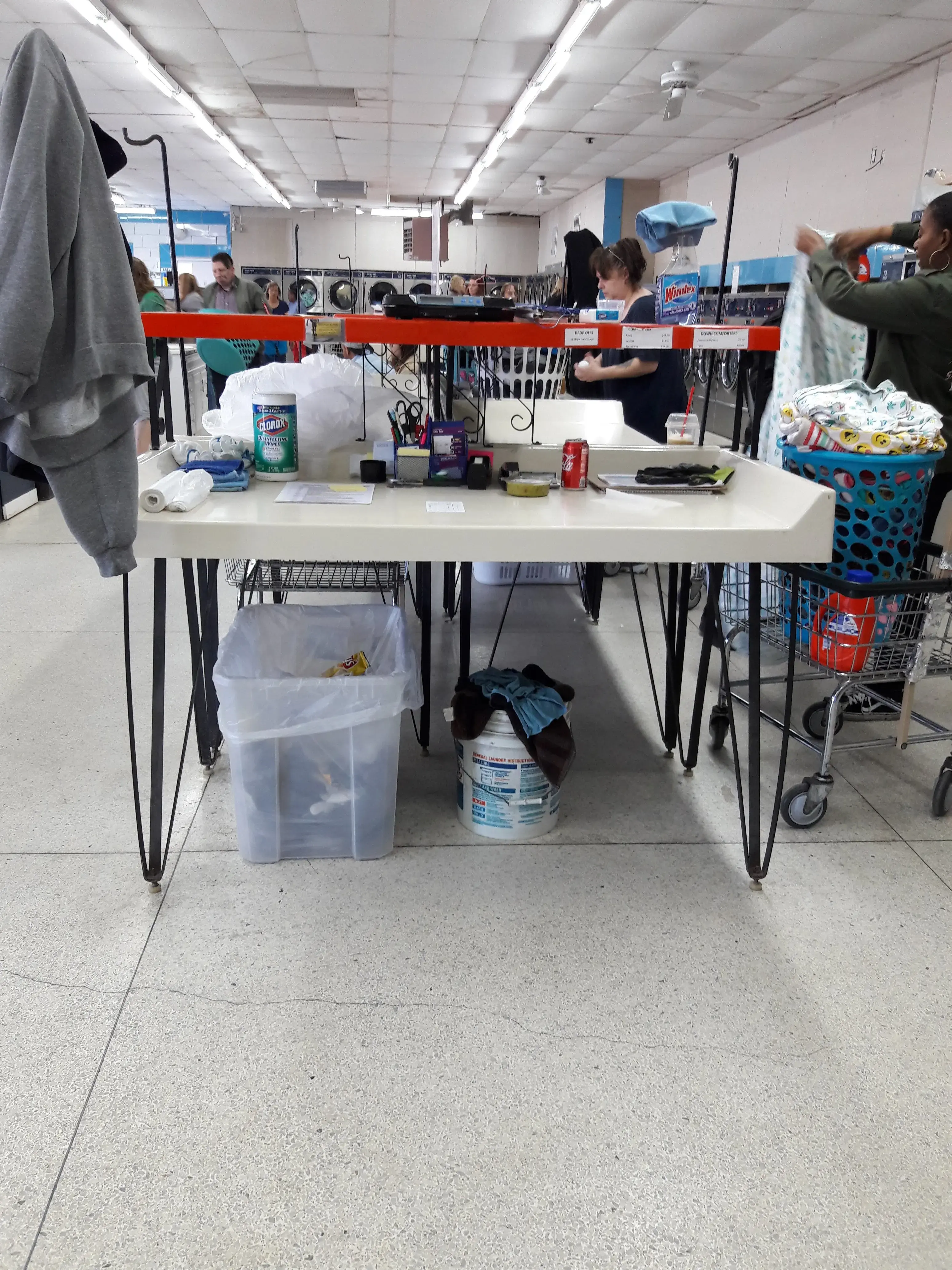 Super Suds Laundromat - Coin Laundry & Wash-N-Fold - Image 10