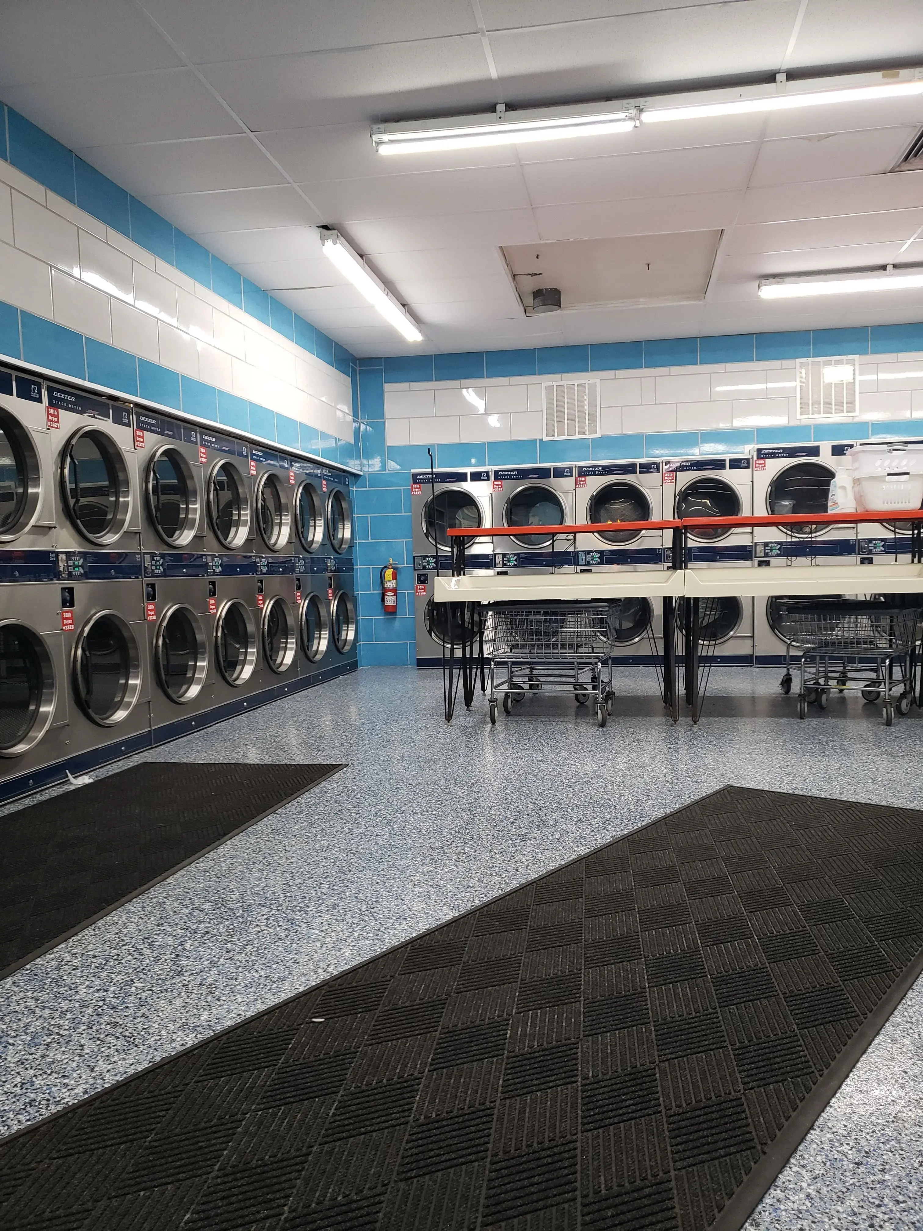 Super Suds Laundromat - Coin Laundry & Wash-N-Fold - Image 16