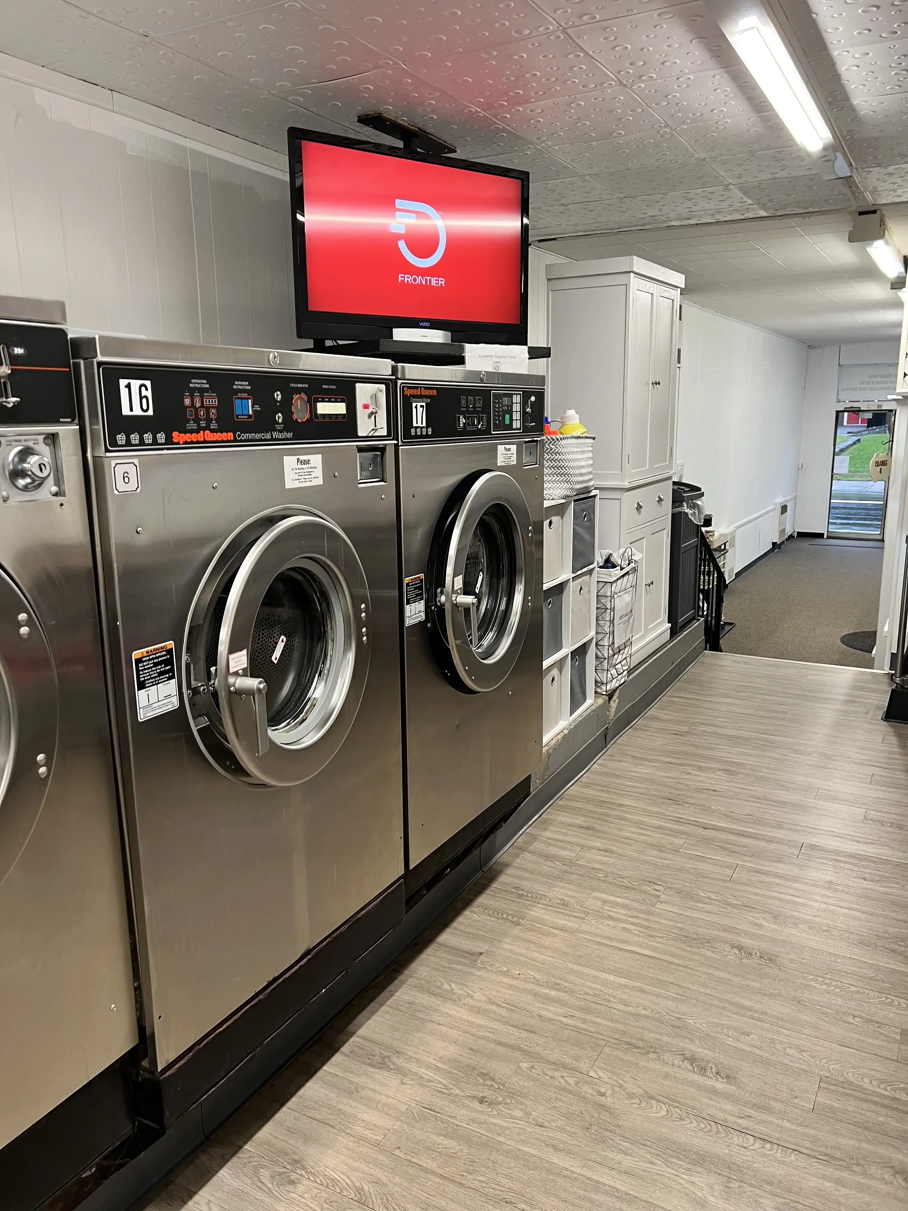 Super Suds Laundromat thumbnail 19