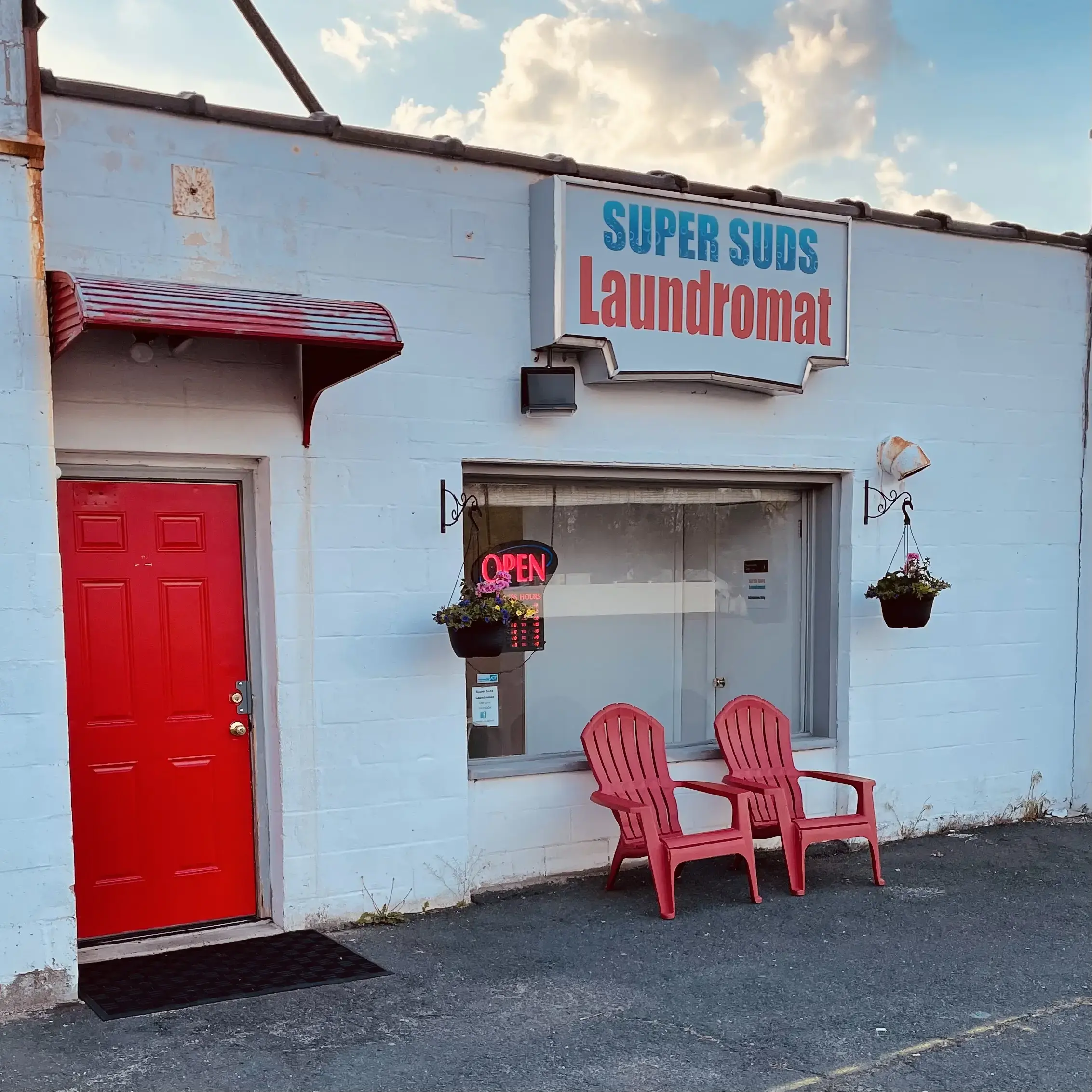 Super Suds Laundromat thumbnail 2