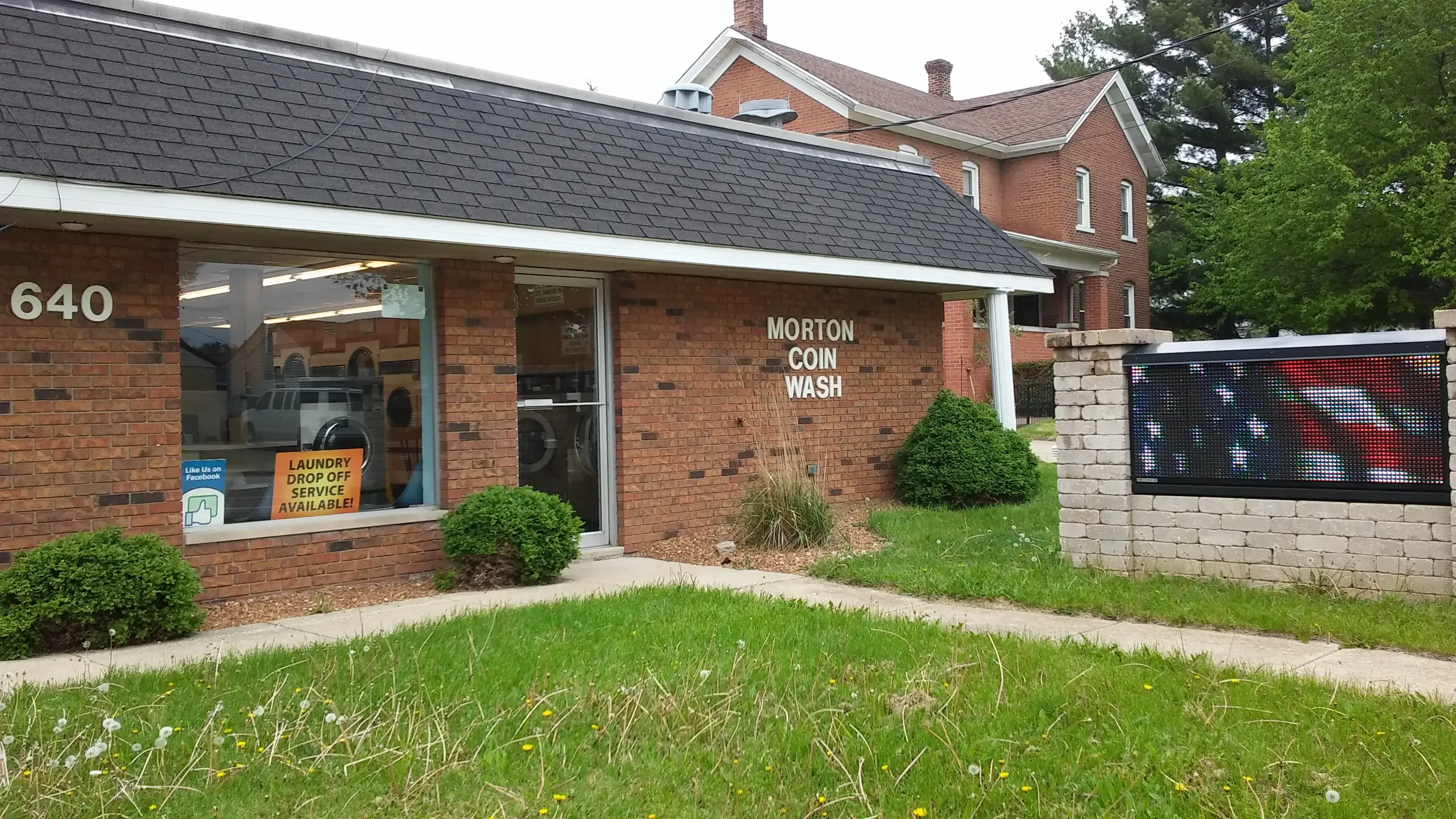 Super Suds Laundry Center - Image 5