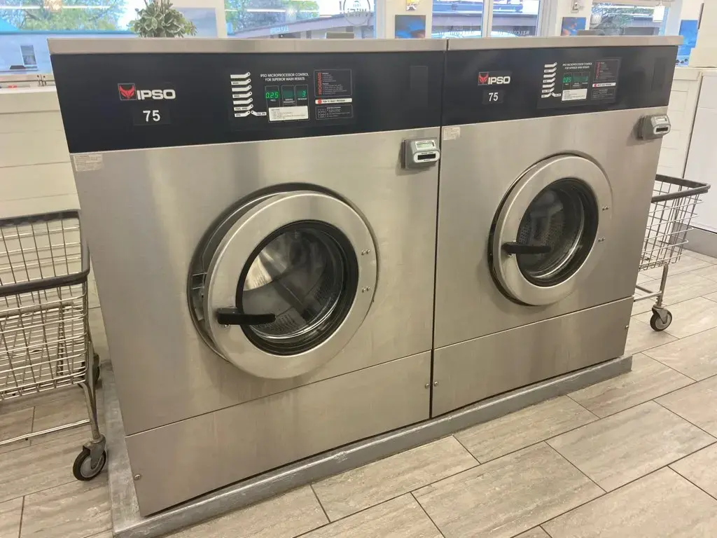 Super Suds Laundry Center thumbnail 16