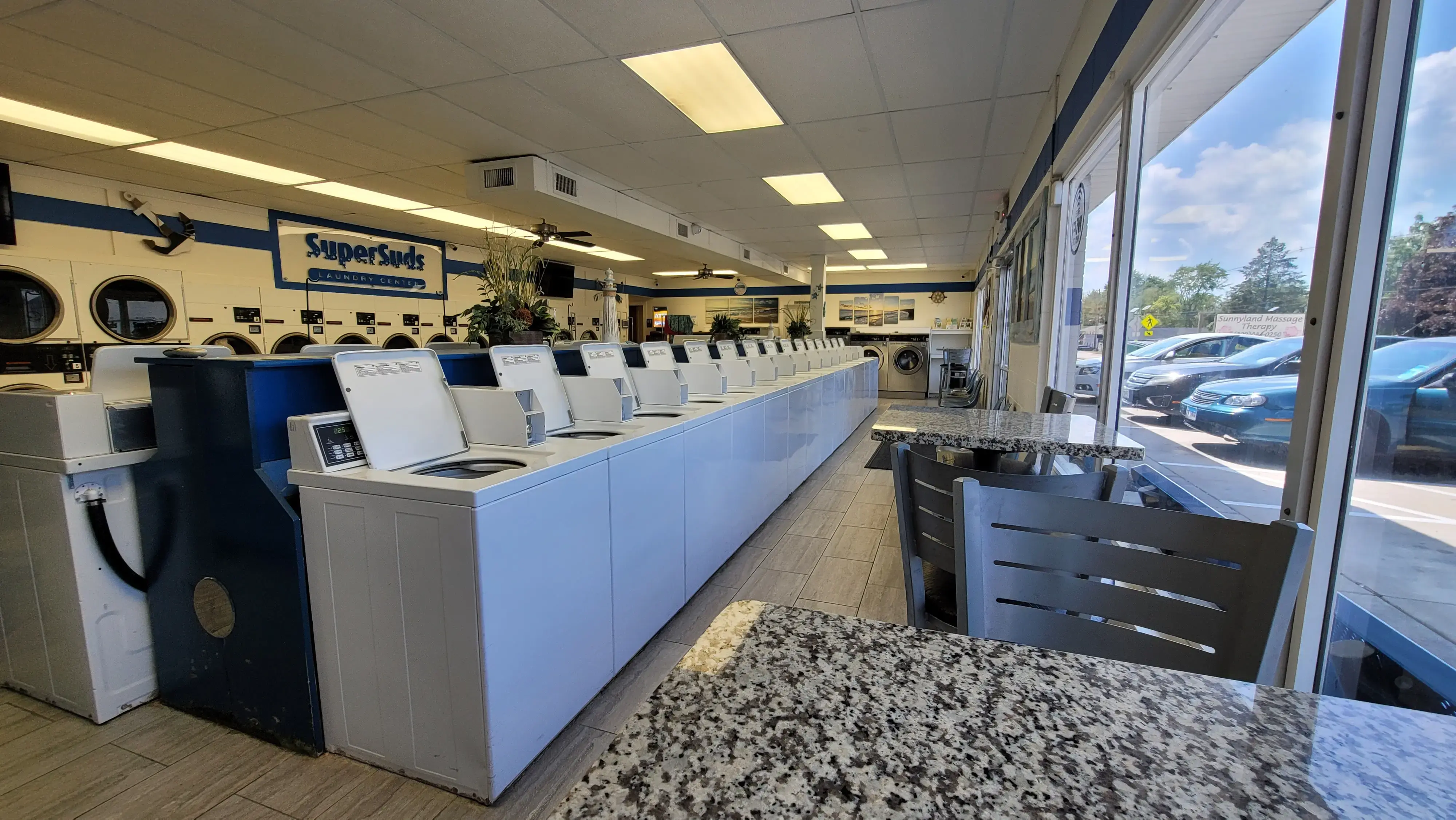 Super Suds Laundry Center - Image 5
