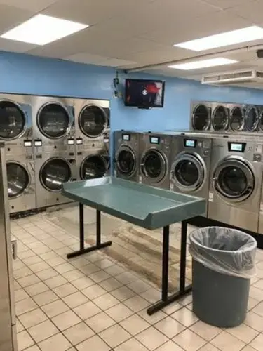 Super Suds - Image 20