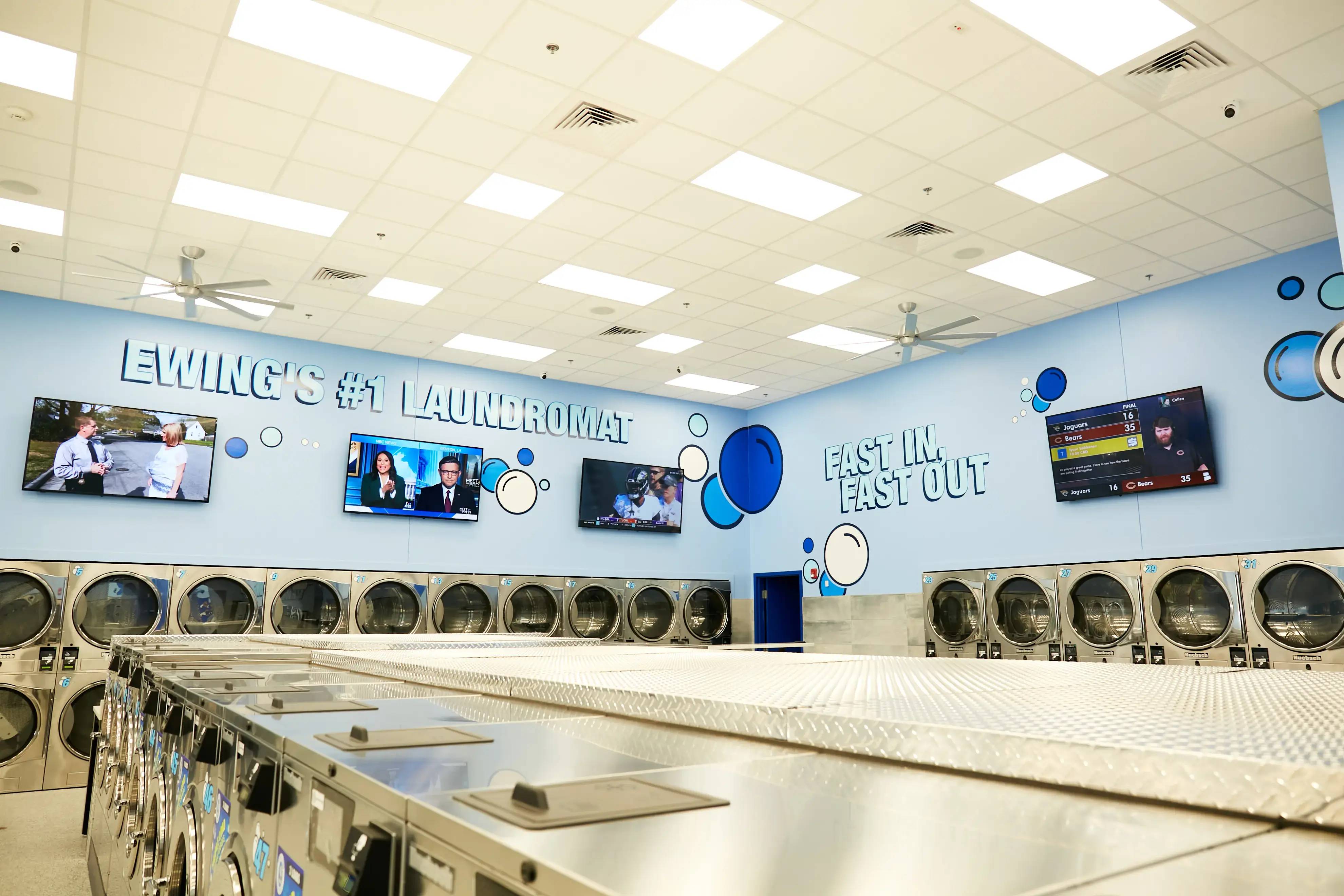 Super Sudz Laundromat - Image 8