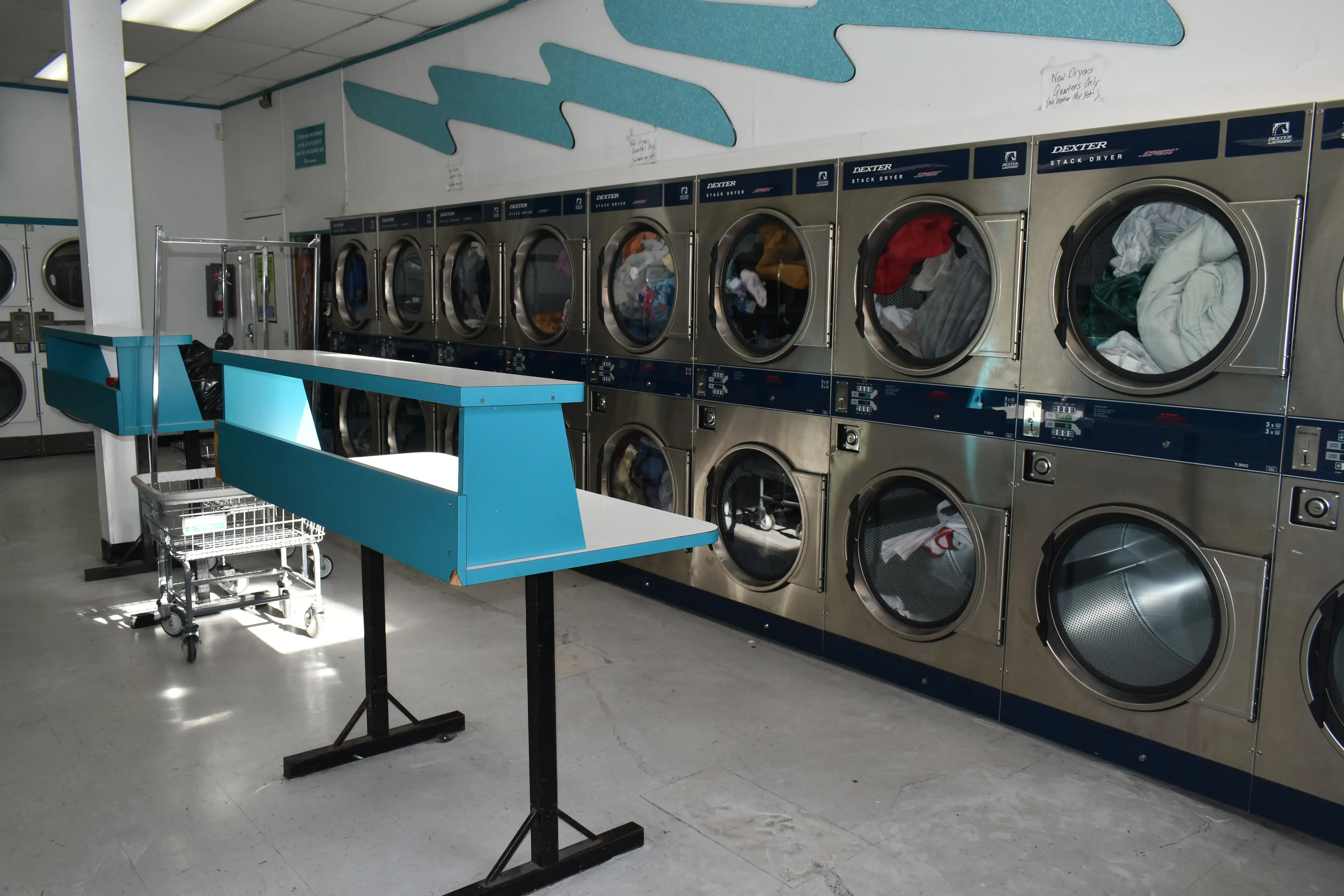 Super Wash and Fold - Image 3