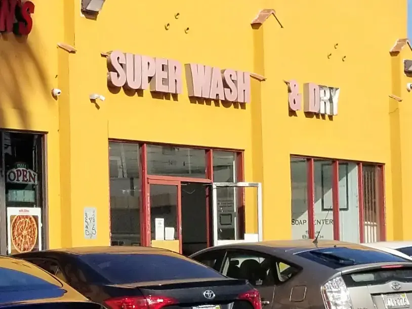 Super Wash and Fold thumbnail 4