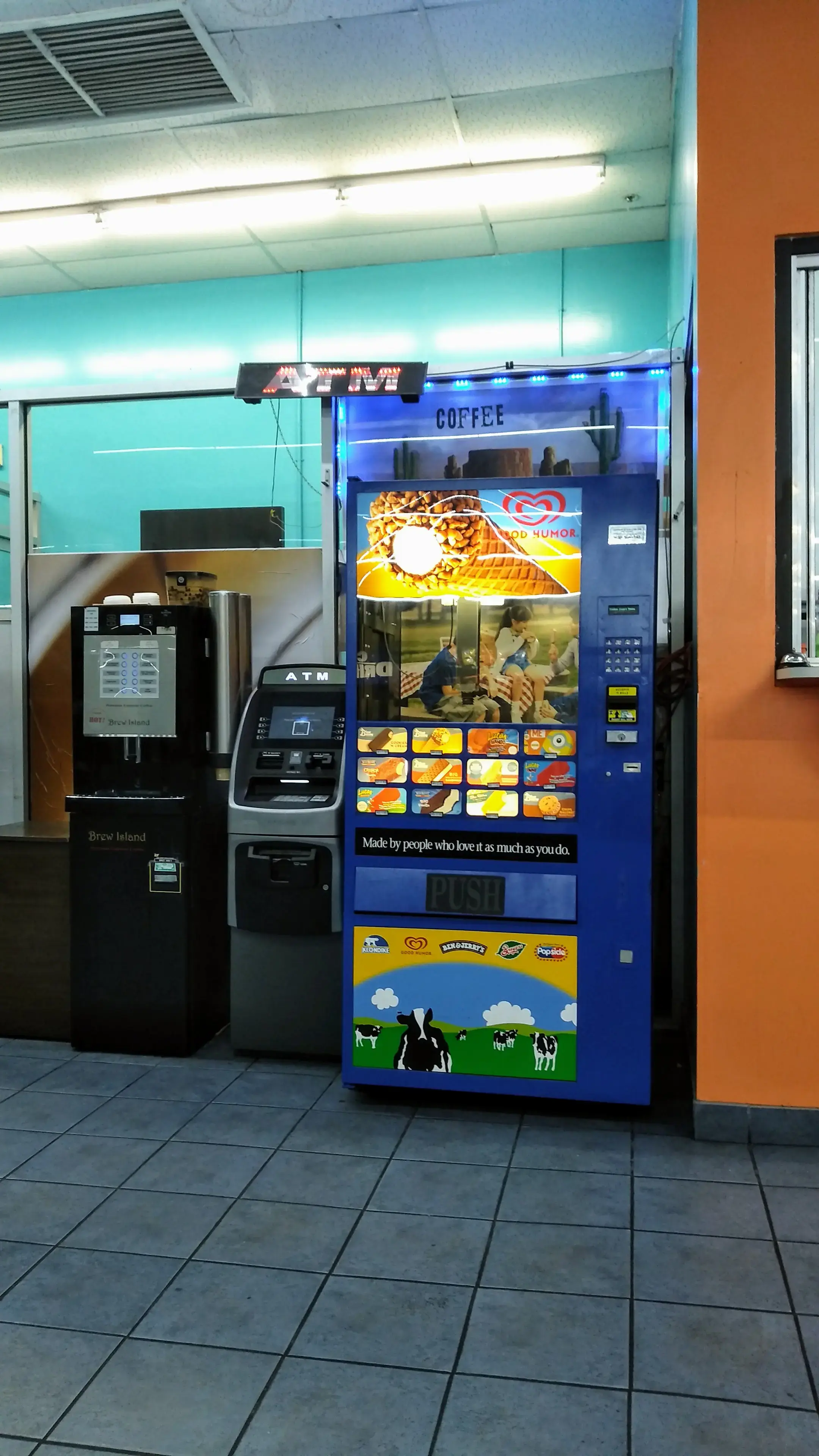 Super Wash Coin Laundromat - Image 5