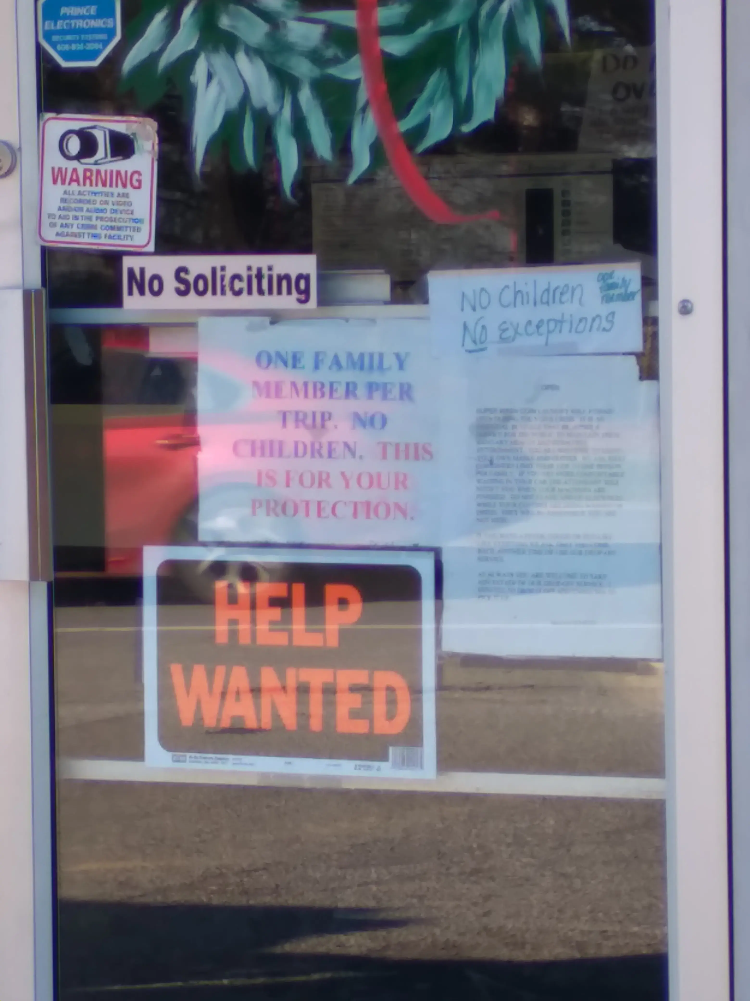 Super Wash Coin Laundry thumbnail 5