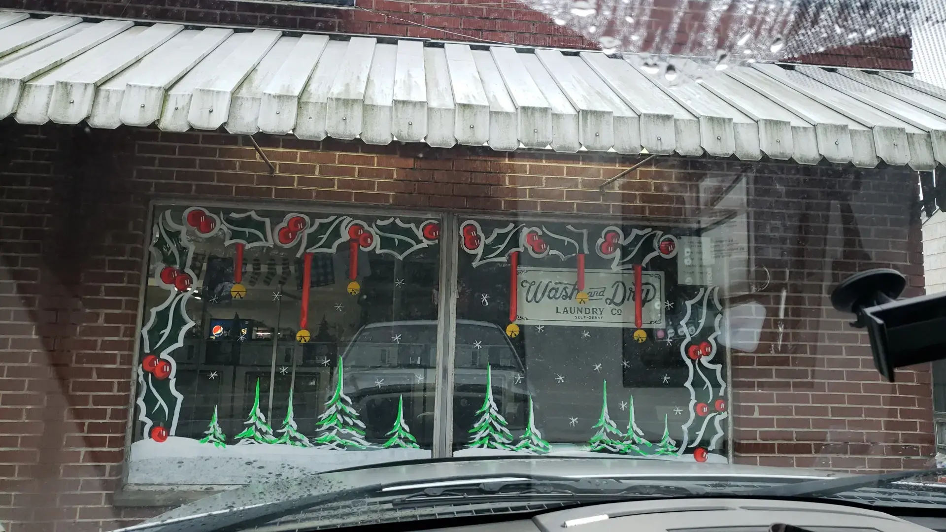 Super Wash Coin Laundry thumbnail 2