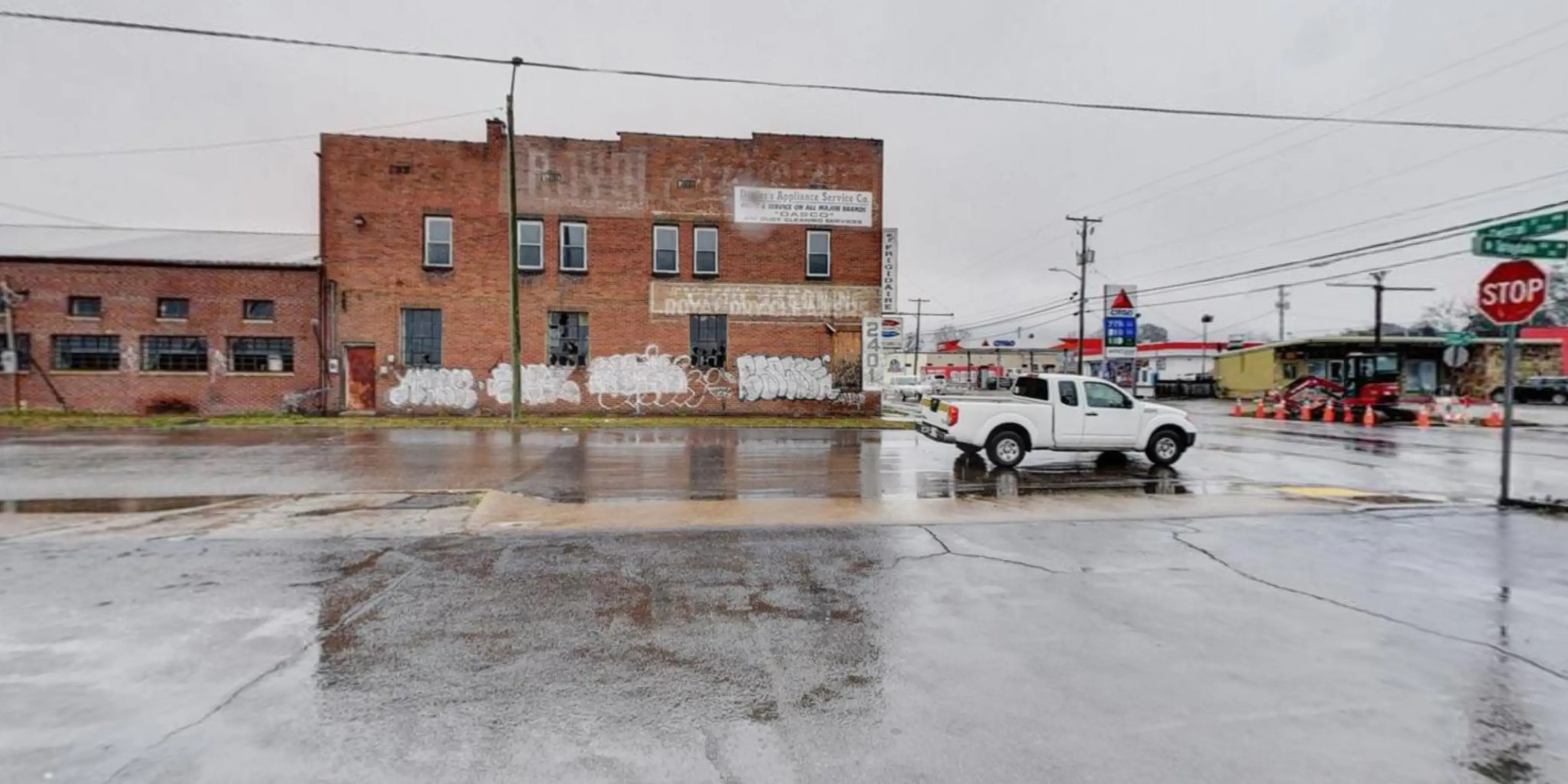 Super Wash House & Car Wash - North Central - Image 11