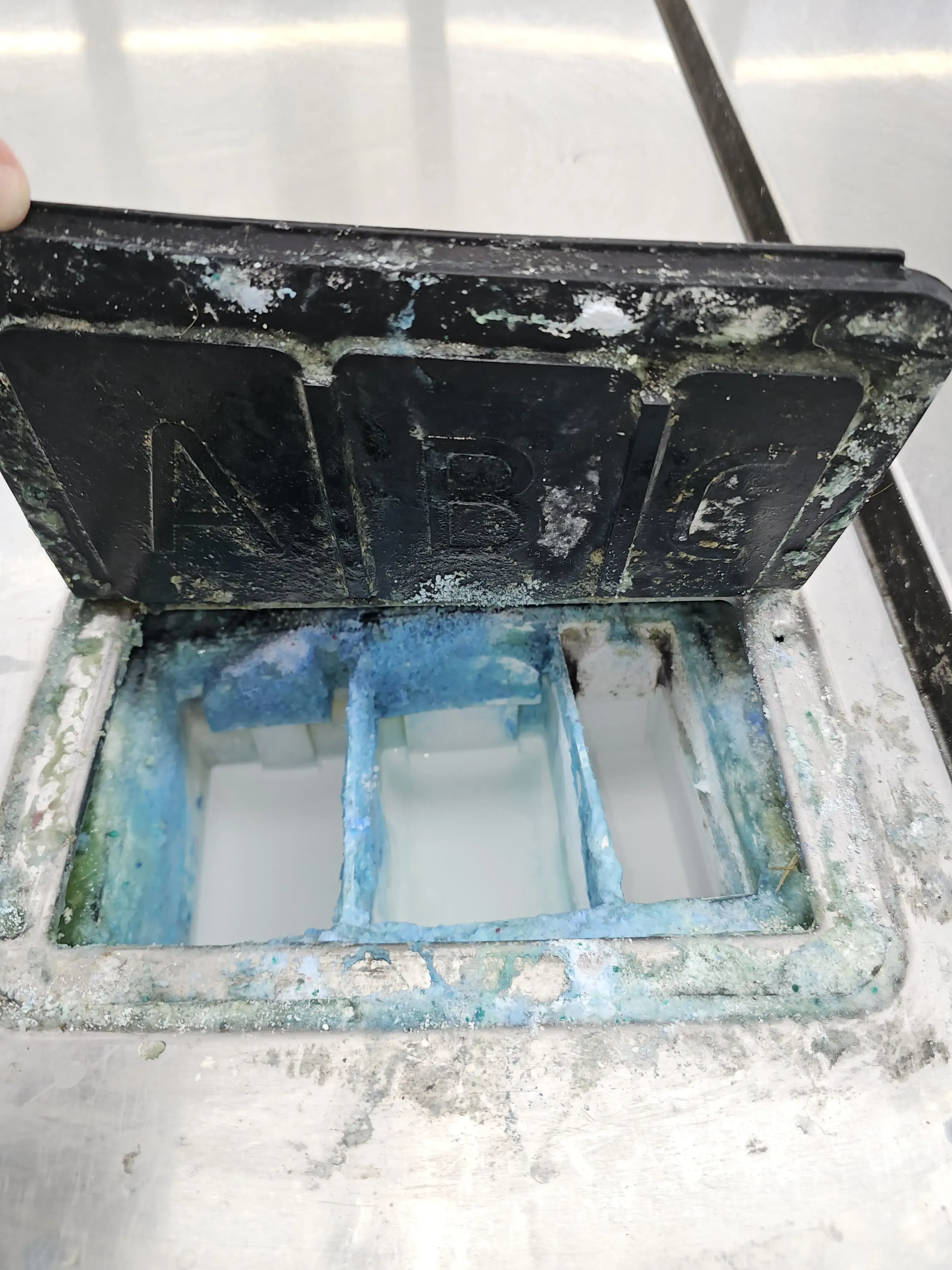 Super Wash House & Car Wash - North Central - Image 8