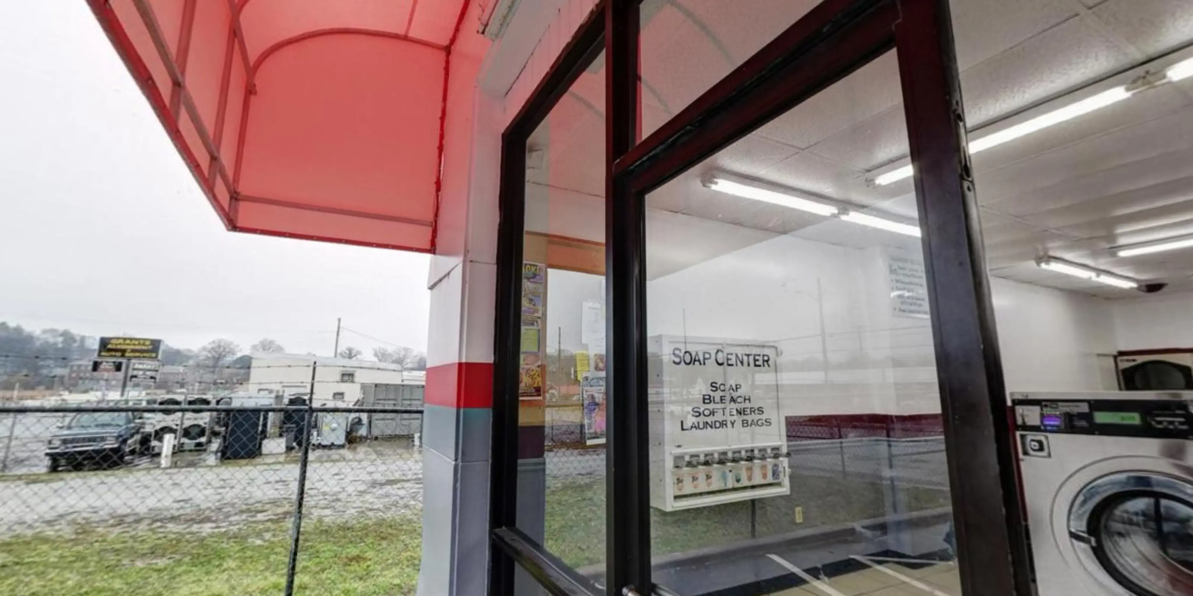 Super Wash House & Car Wash - North Central thumbnail 14