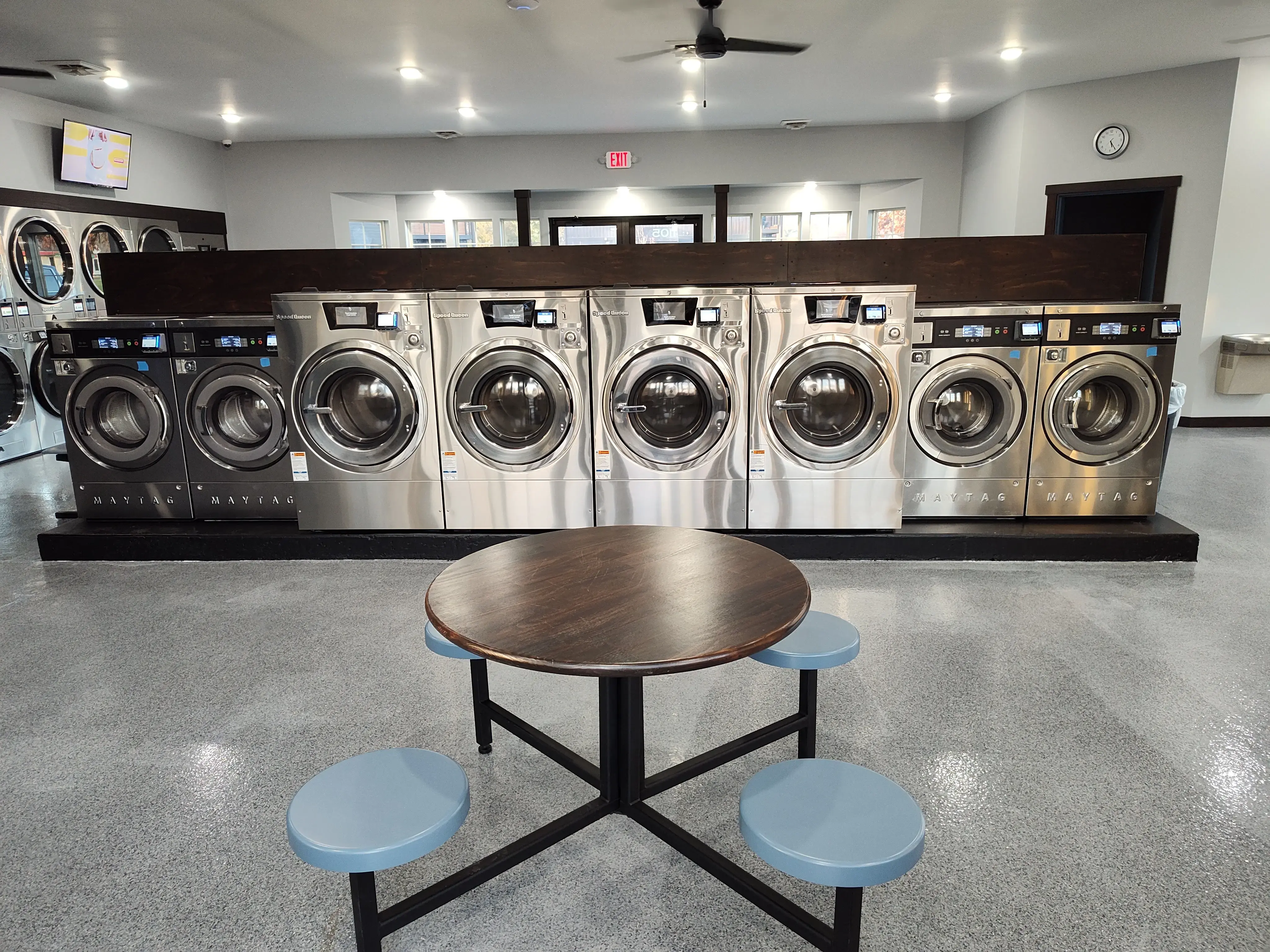 Super Wash Laundromat location