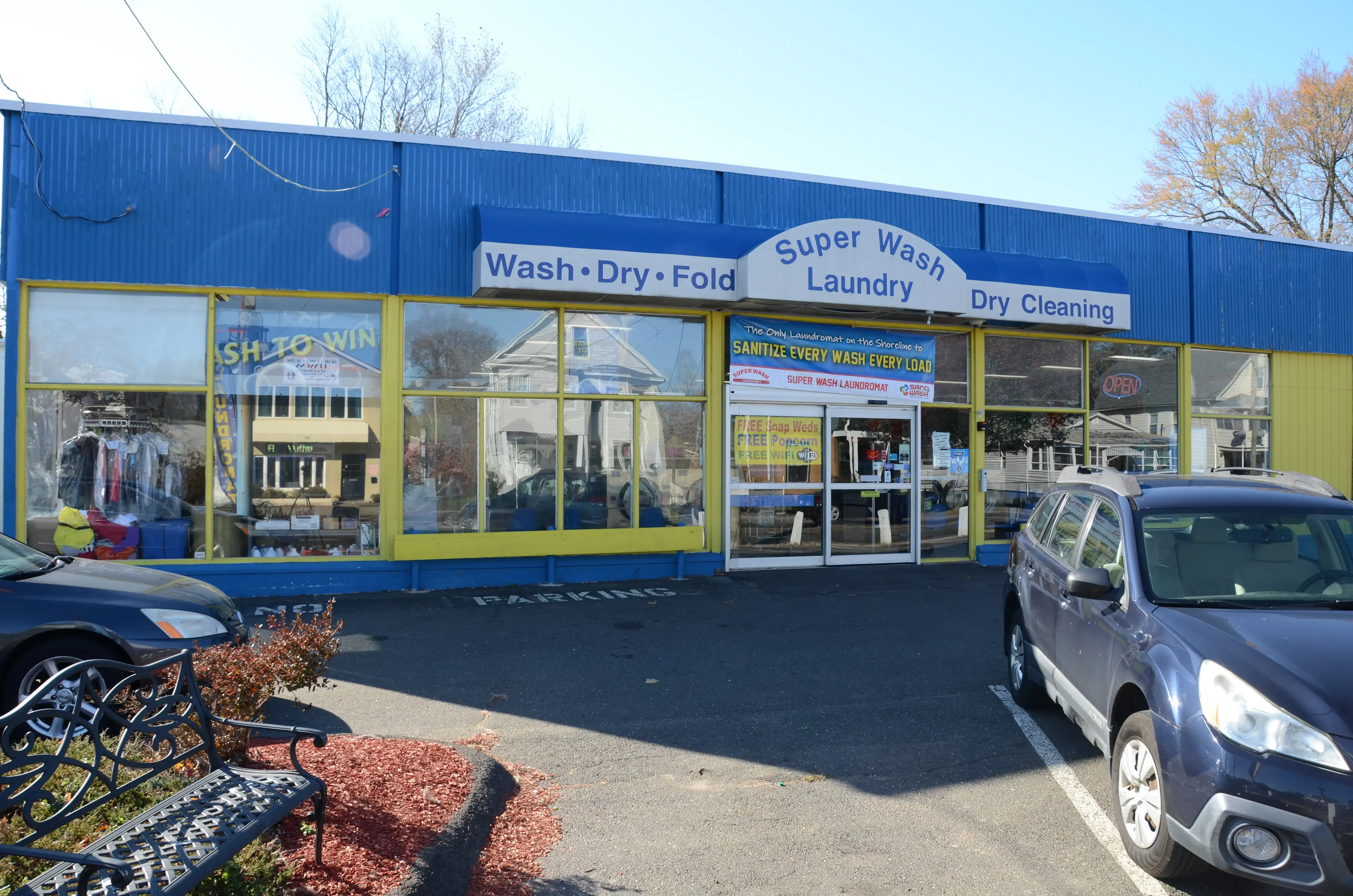Super Wash Laundromat - Image 3