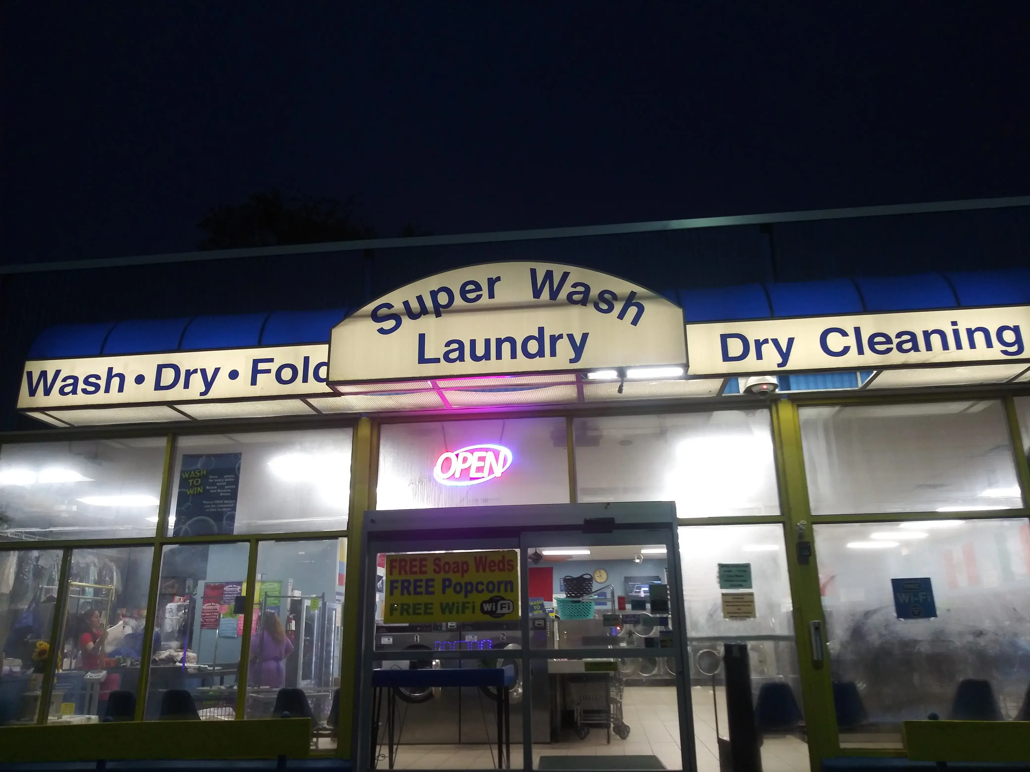Super Wash Laundromat thumbnail 14