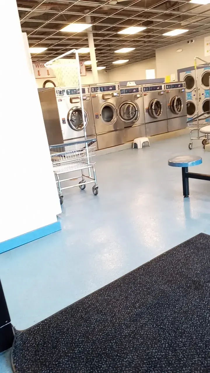 Super Wash Laundromat thumbnail 39