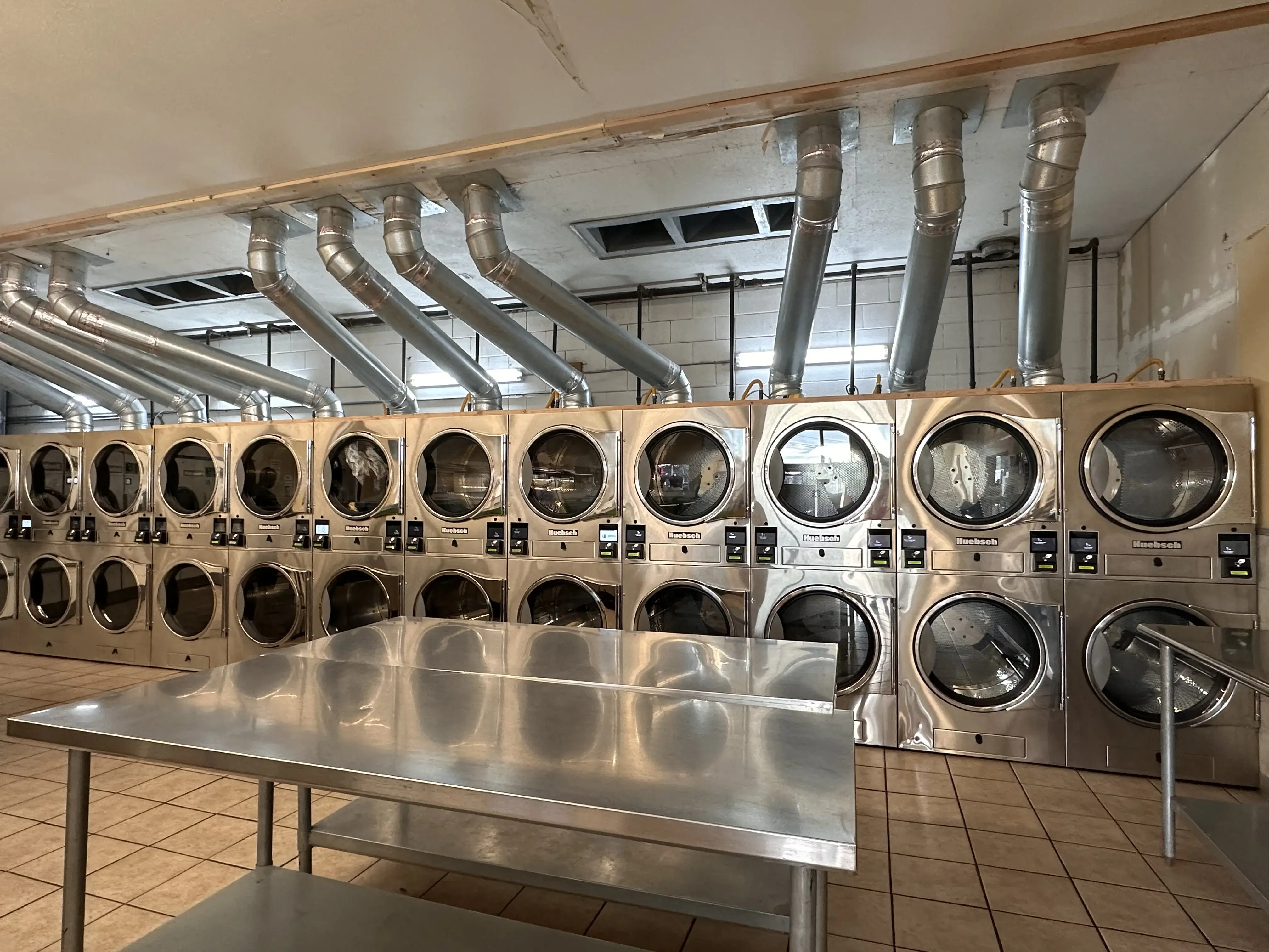 Super Wash Laundromat thumbnail 4