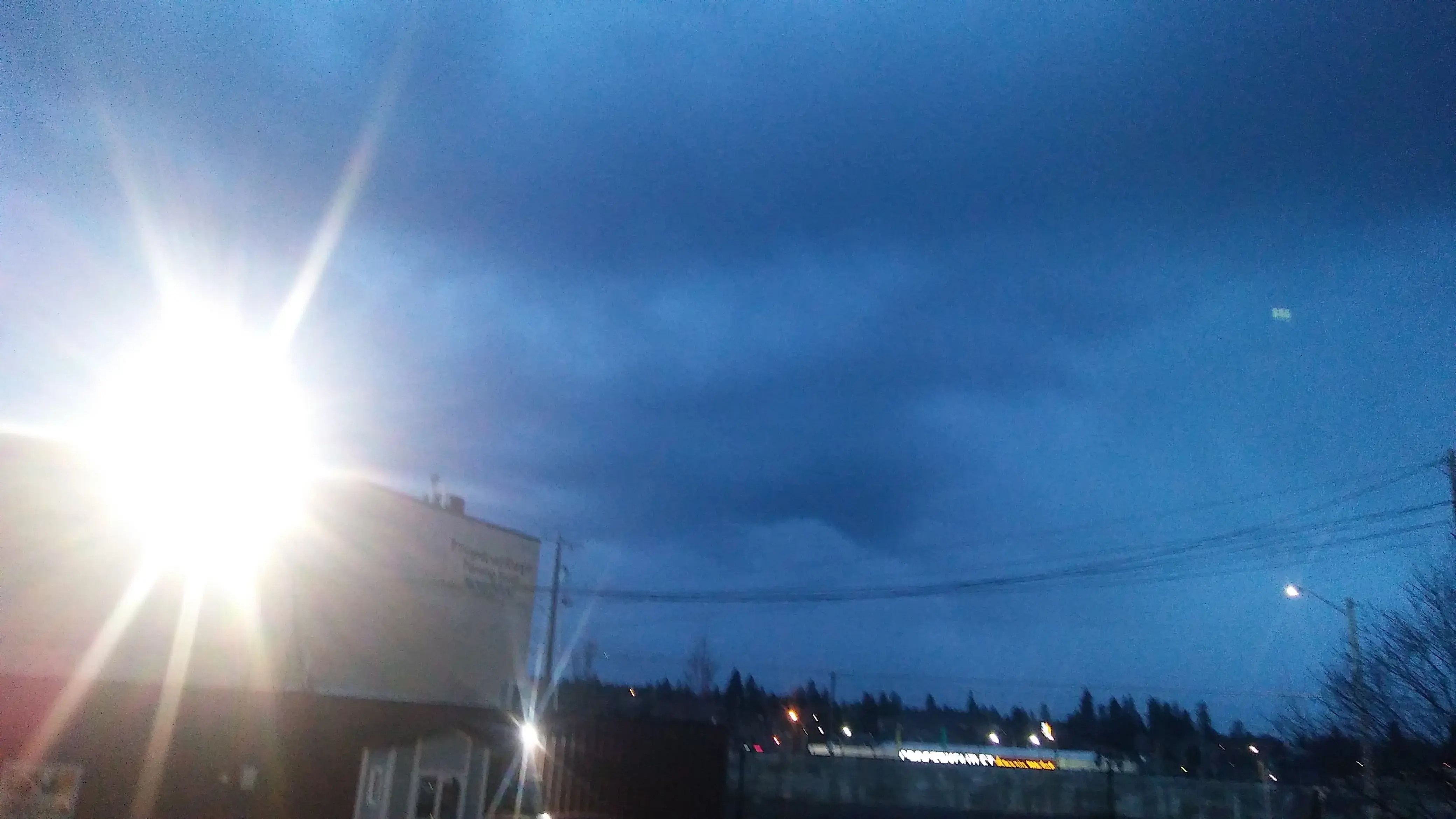 Super Wash Laundromat - Image 19