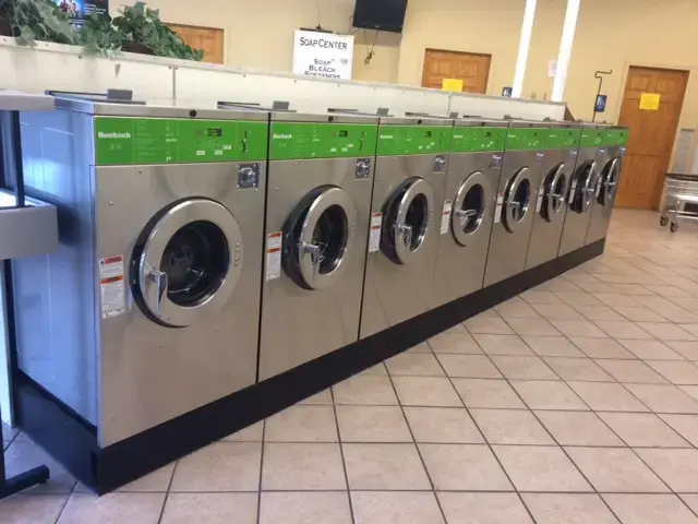 Super Wash Laundromat thumbnail 1