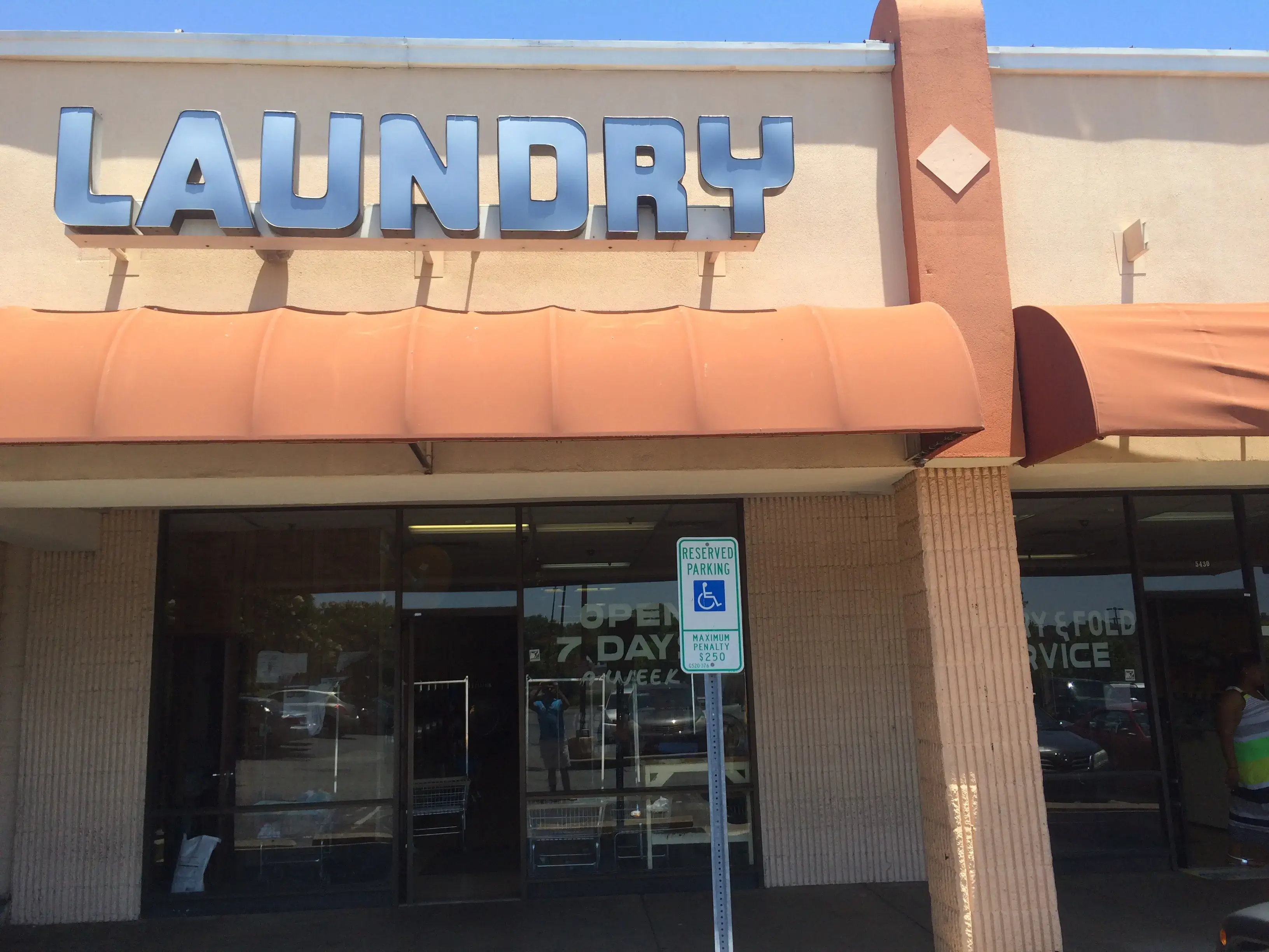 Super Wash Laundry. LAVANDERIA. thumbnail 10