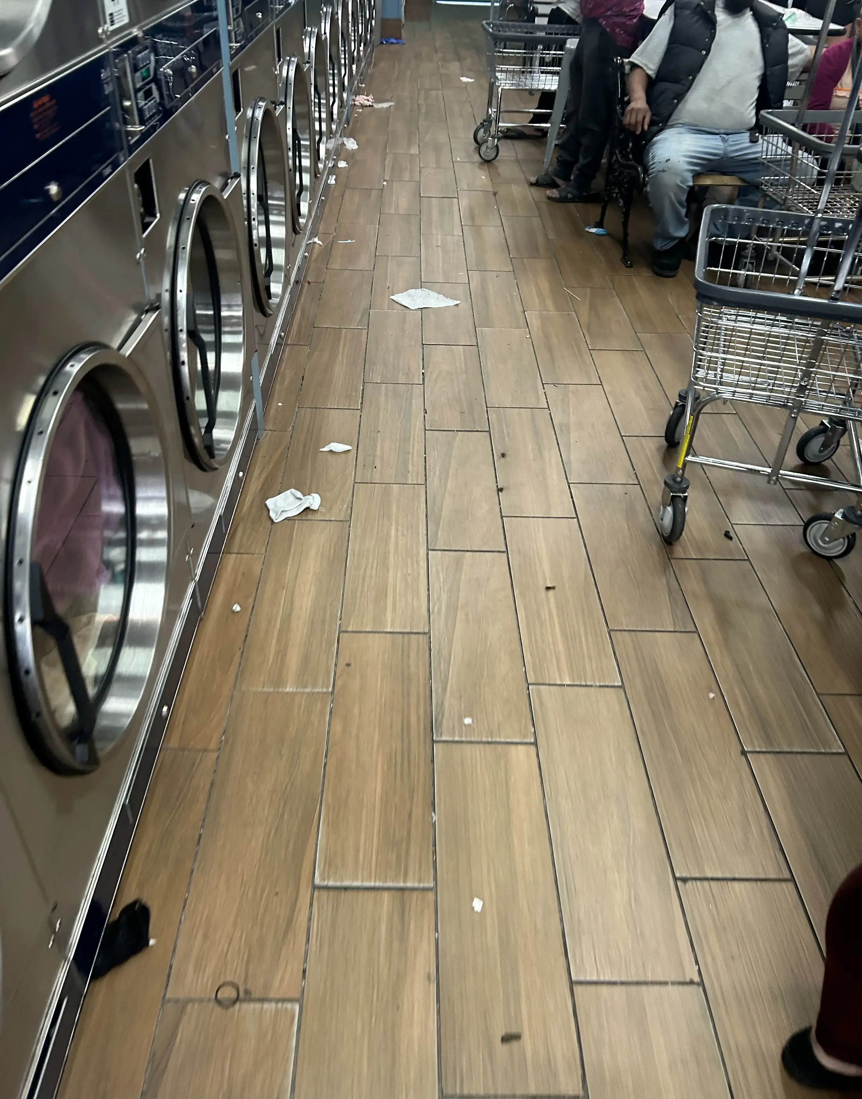 SuperClean Laundromats - Clovis California thumbnail 12