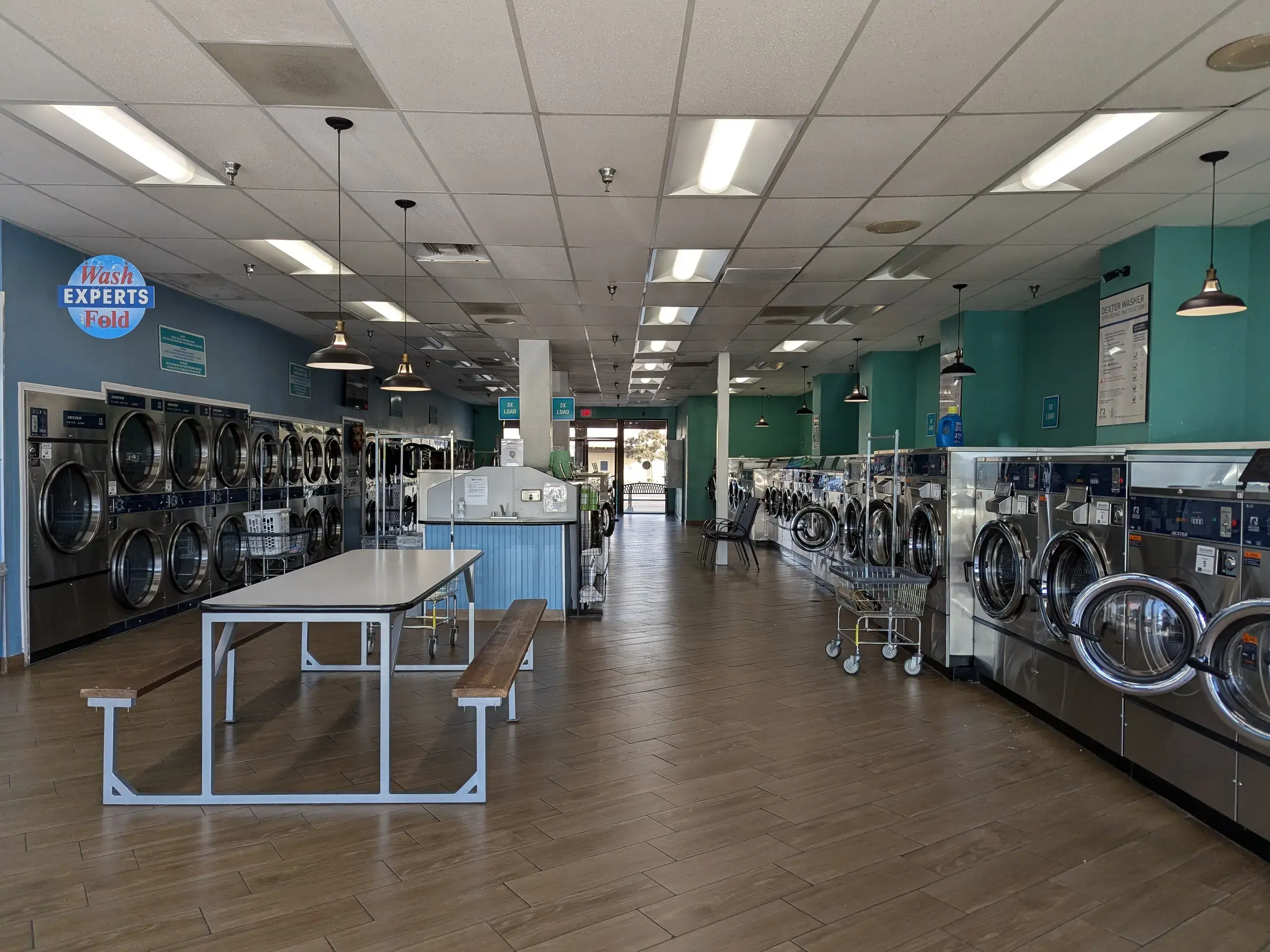 SuperClean Laundromats - Clovis California thumbnail 2