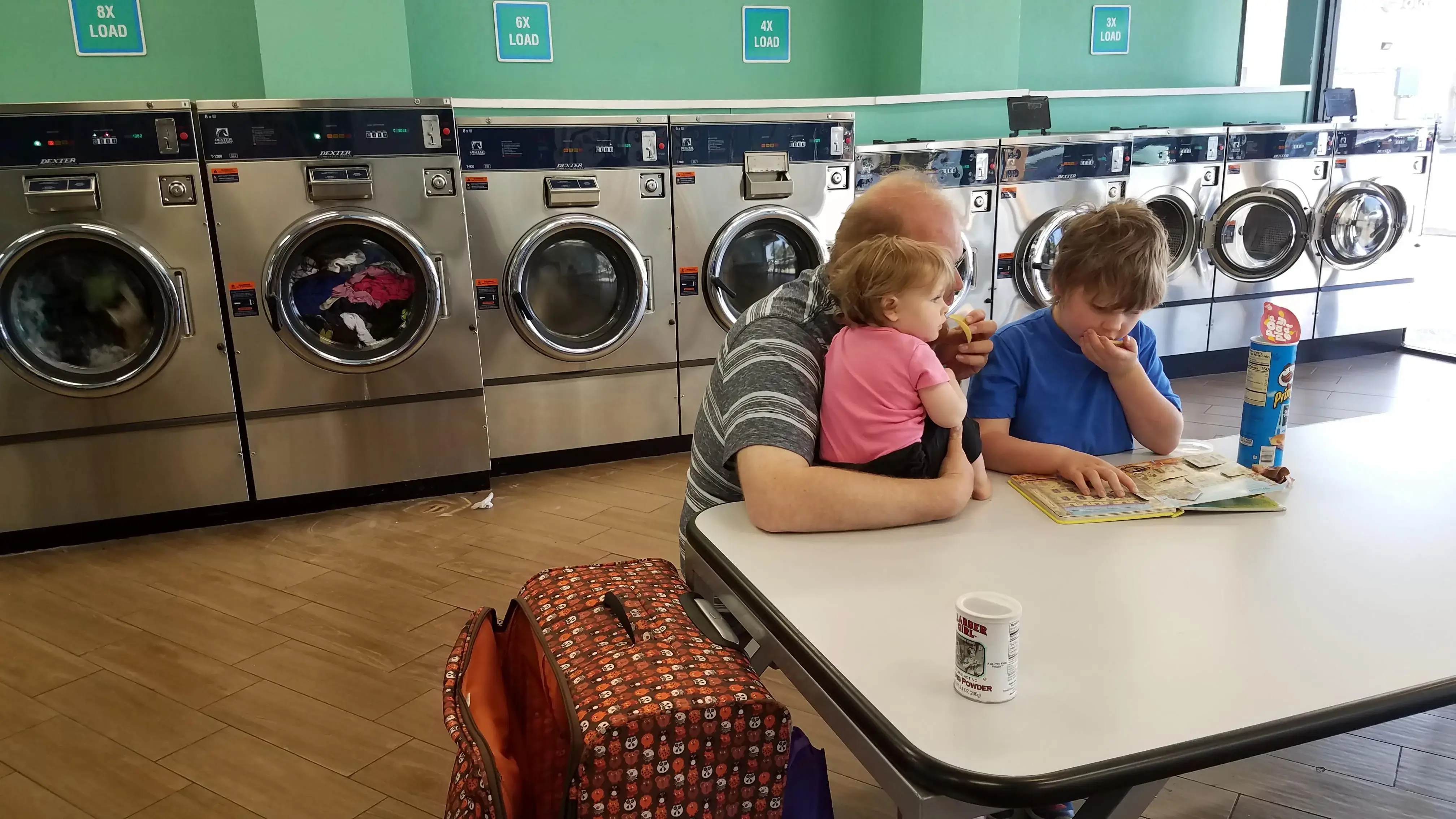 SuperClean Laundromats - Clovis California thumbnail 15