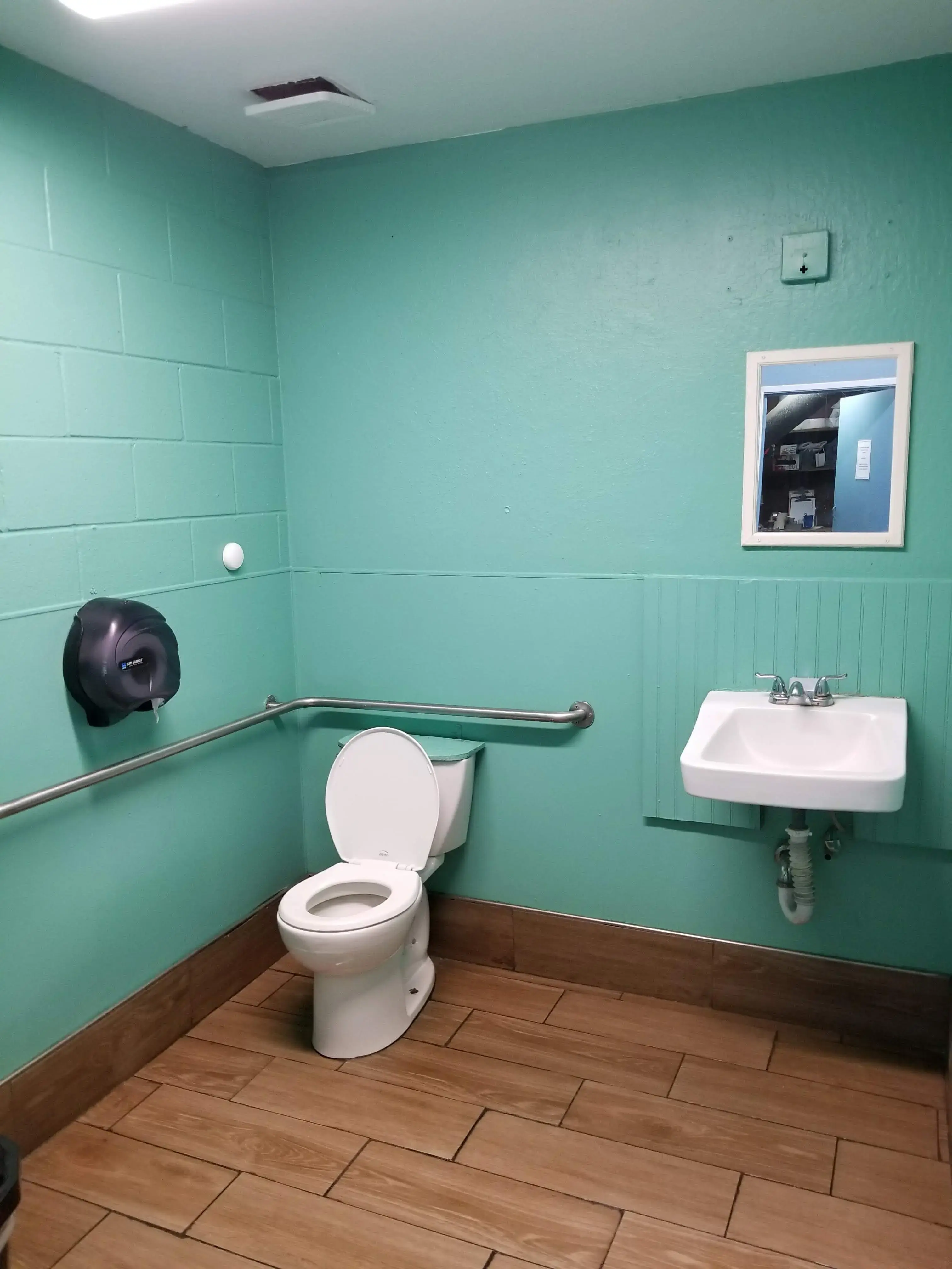 SuperClean Laundromats thumbnail 16