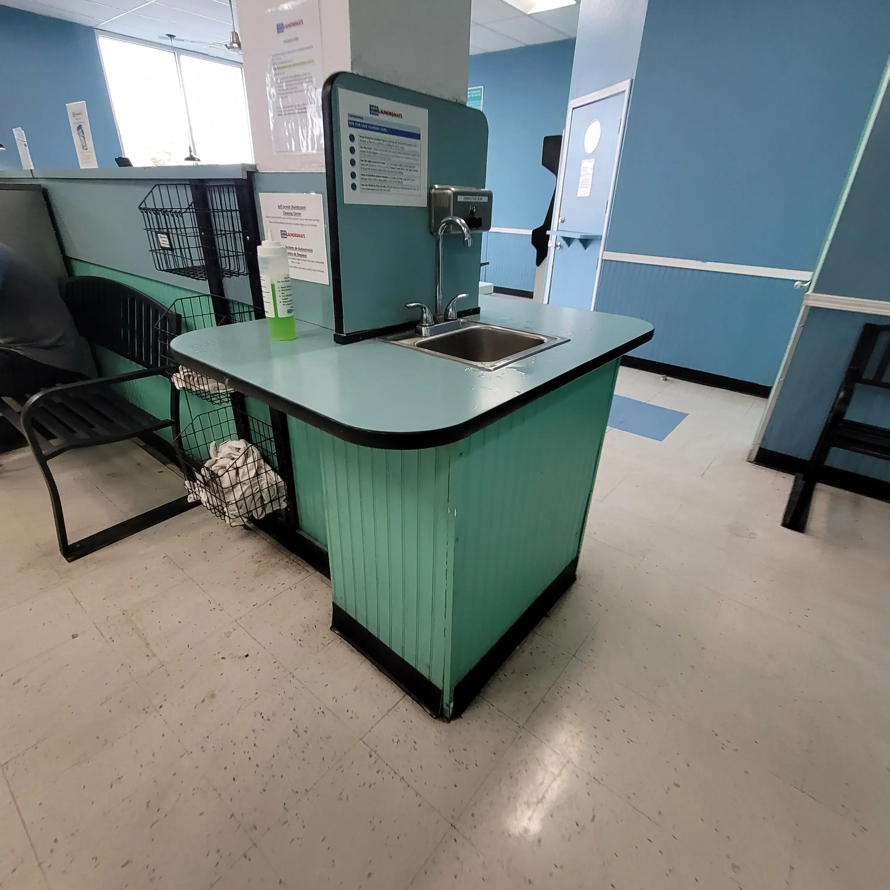 SuperClean Laundromats - Image 15