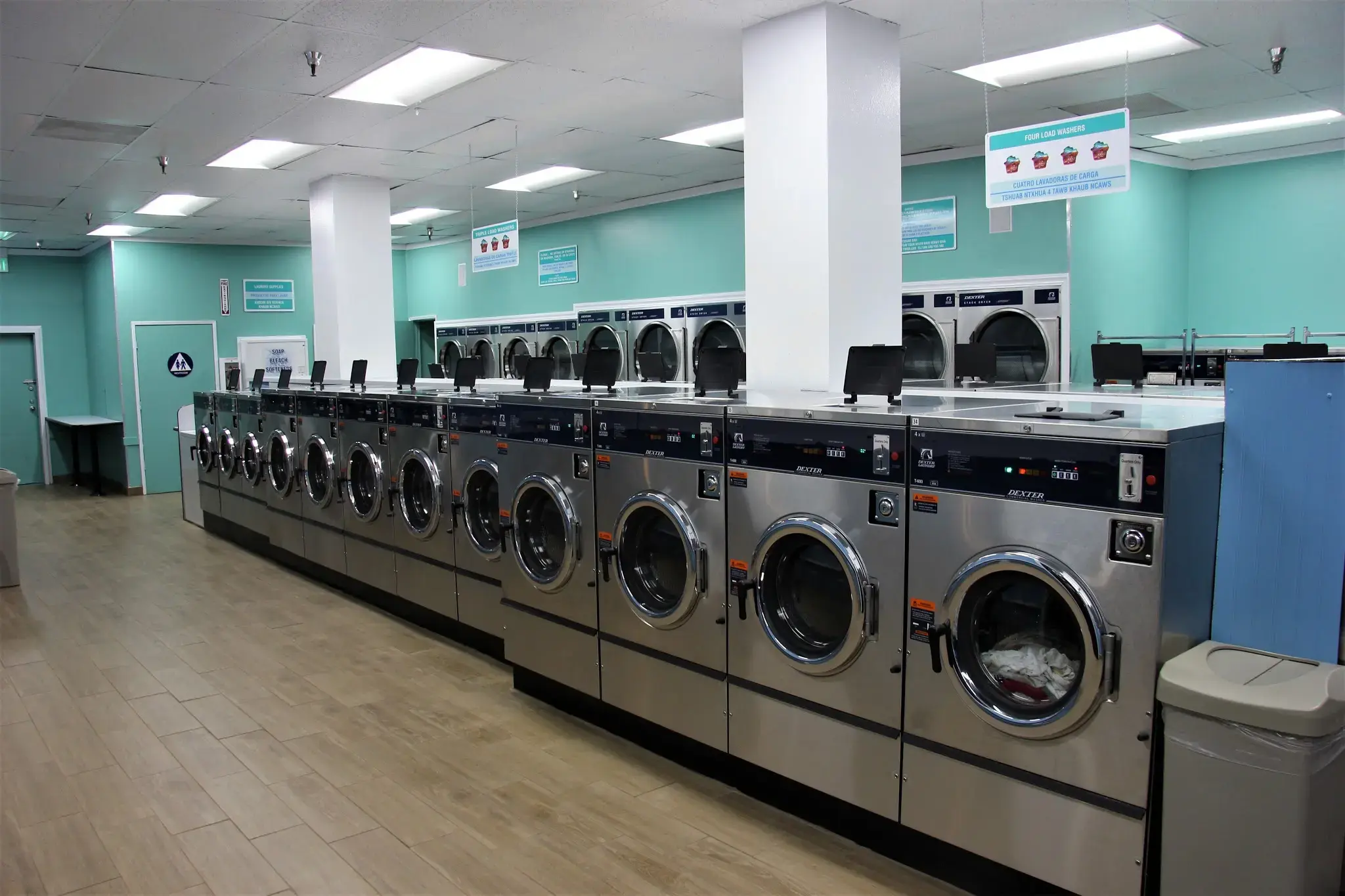 SuperClean Laundromats - Image 1