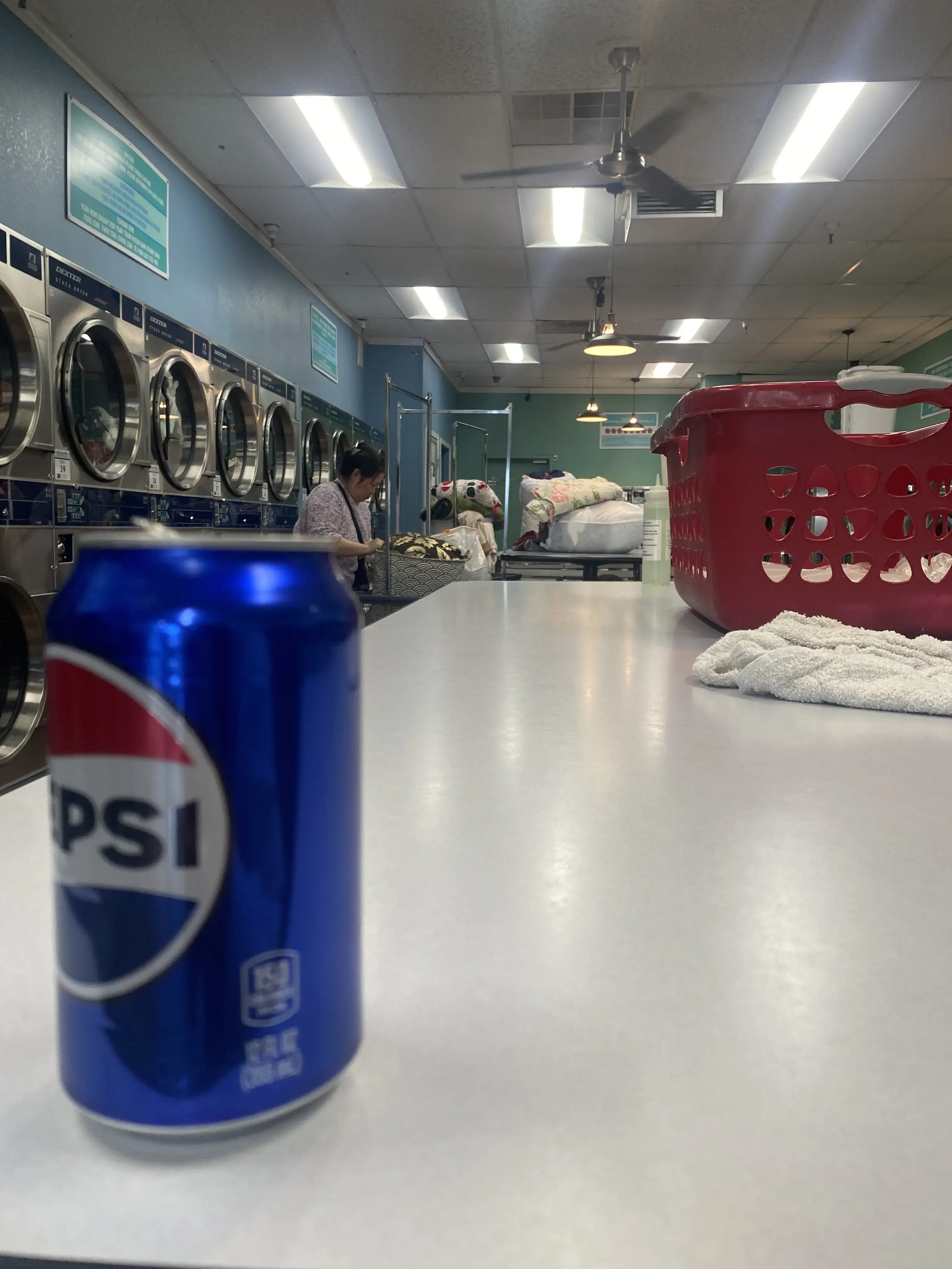 SuperClean Laundromats thumbnail 10