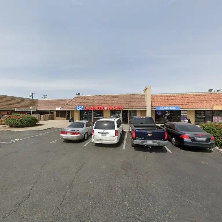 SuperClean Laundromats - Image 12