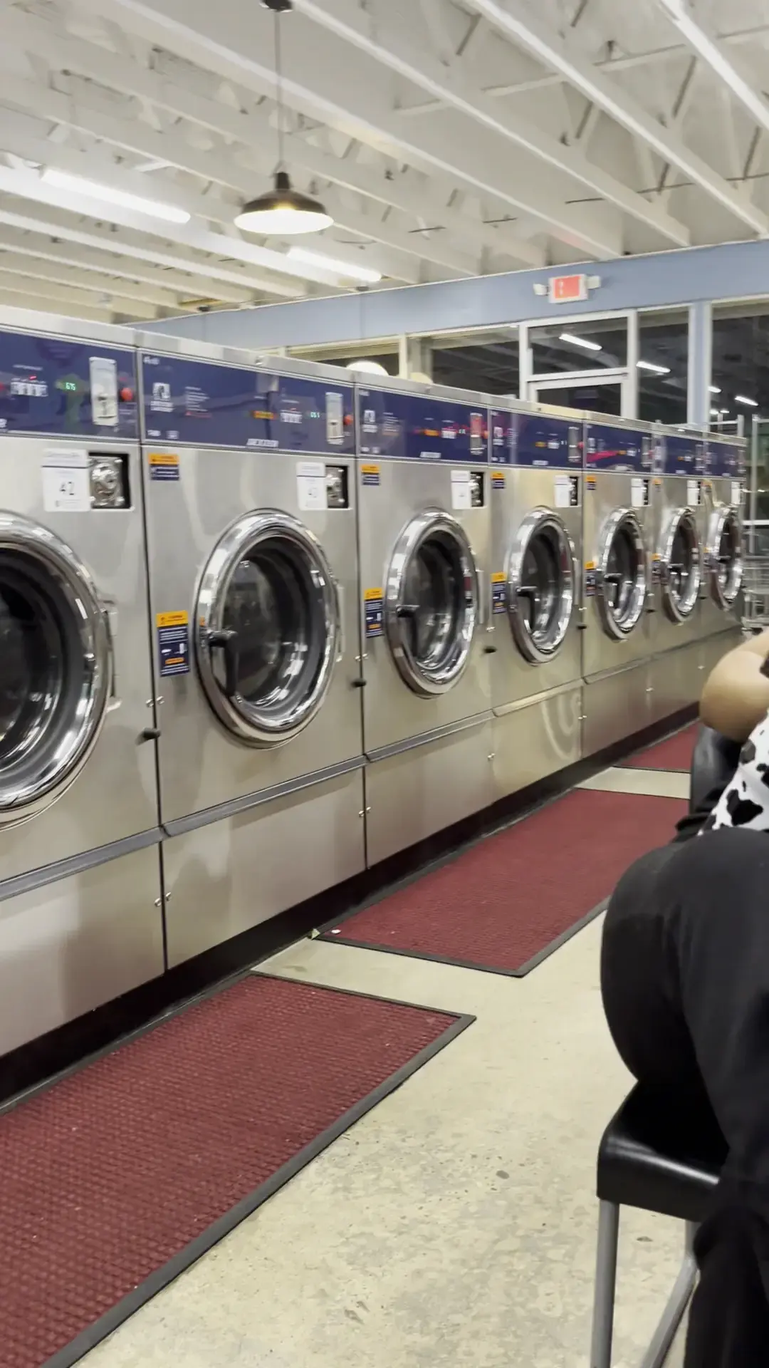 SuperClean Laundromats - Image 11