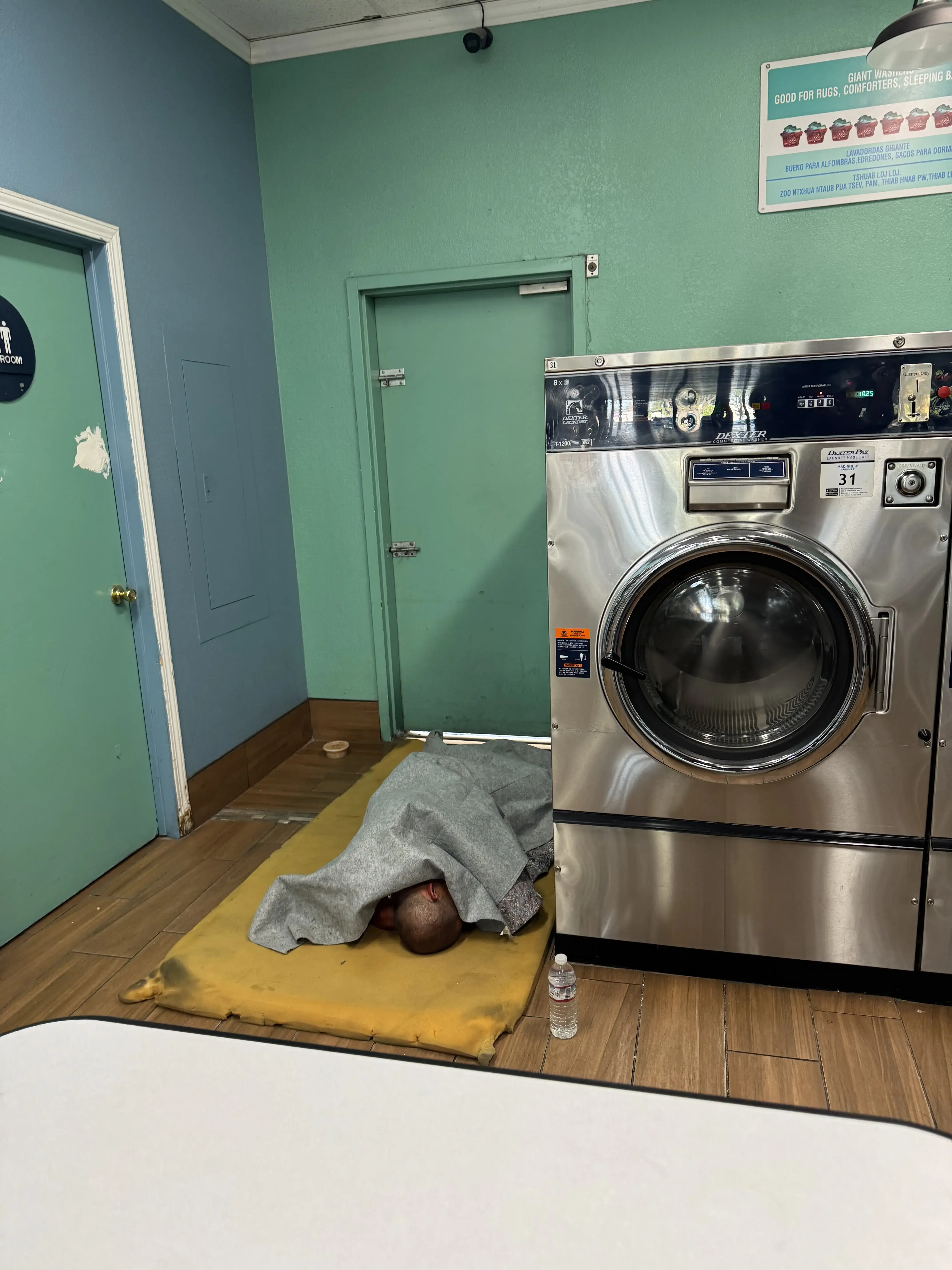 SuperClean Laundromats thumbnail 7