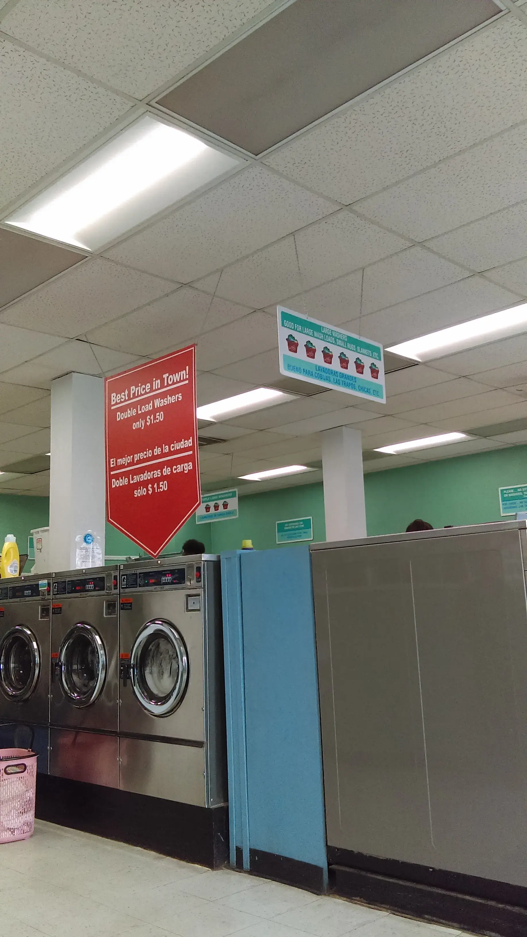 SuperClean Laundromats thumbnail 5
