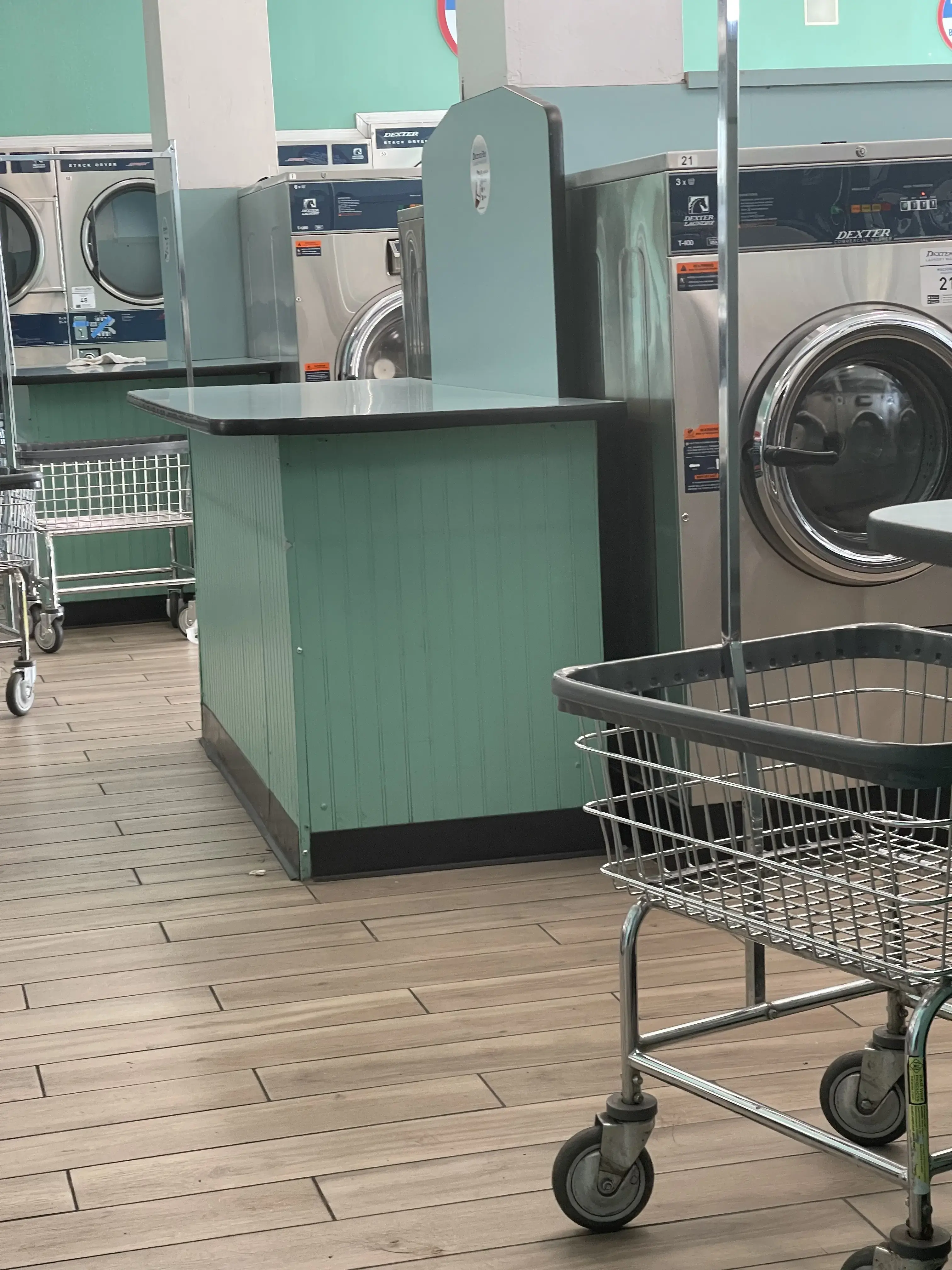 SuperClean Laundromats thumbnail 6