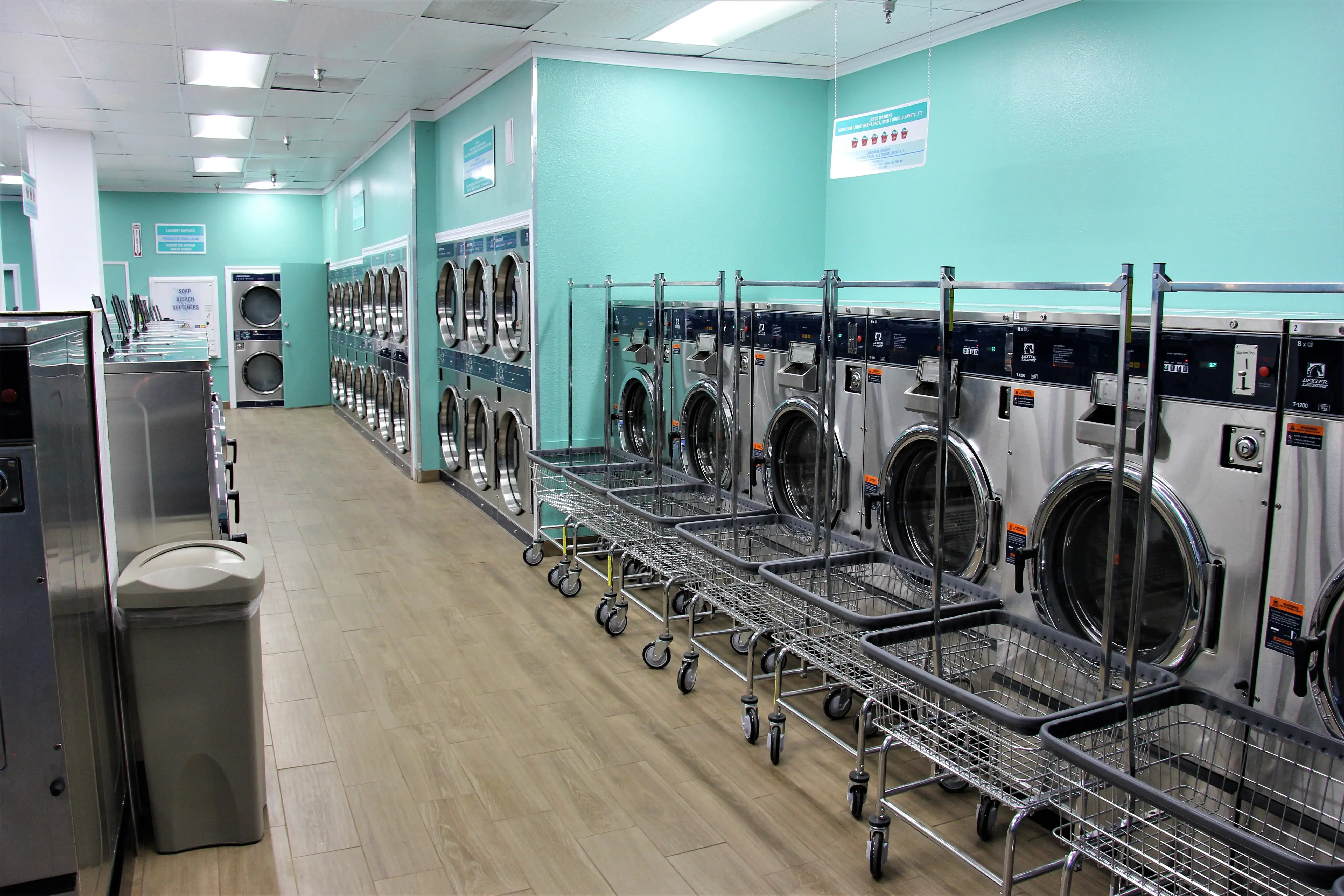 SuperClean Laundromats - Image 8
