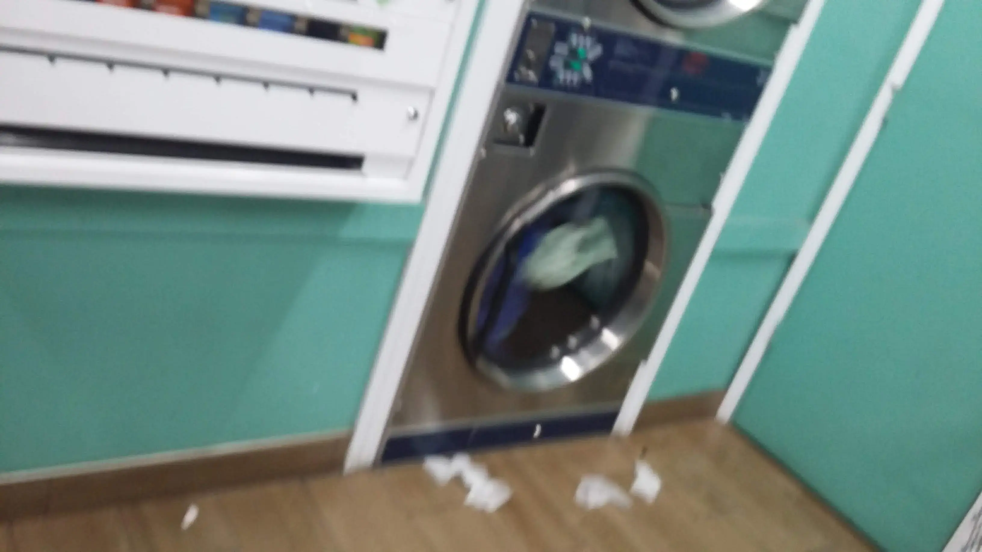 SuperClean Laundromats thumbnail 5